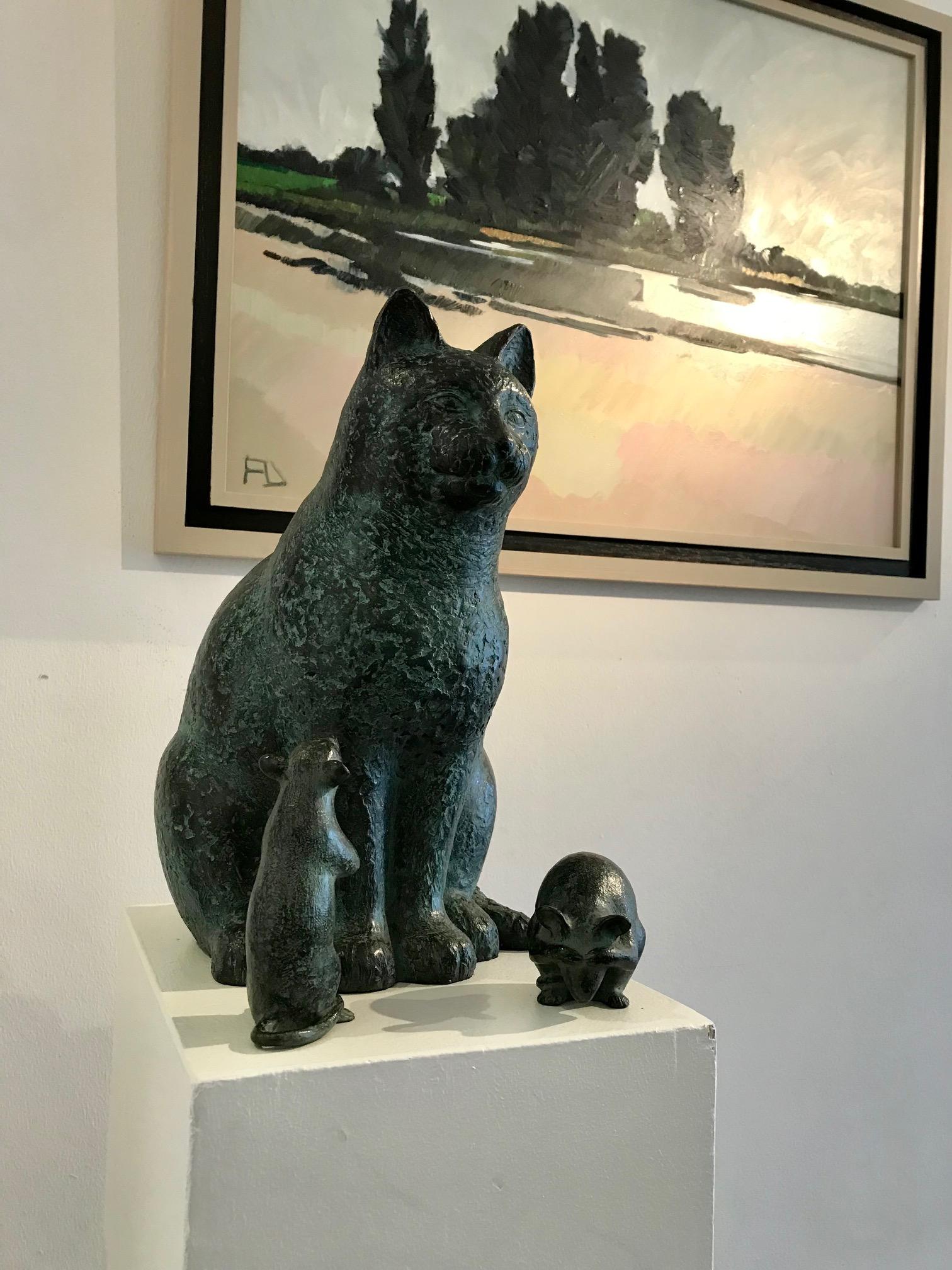 ''Sitting Cat'' Dutch Contemporary Bronze Sculpture of Cat, Feline 1
