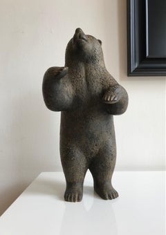 ''Orso in piedi'' Scultura contemporanea olandese in bronzo di un orso bruno in piedi
