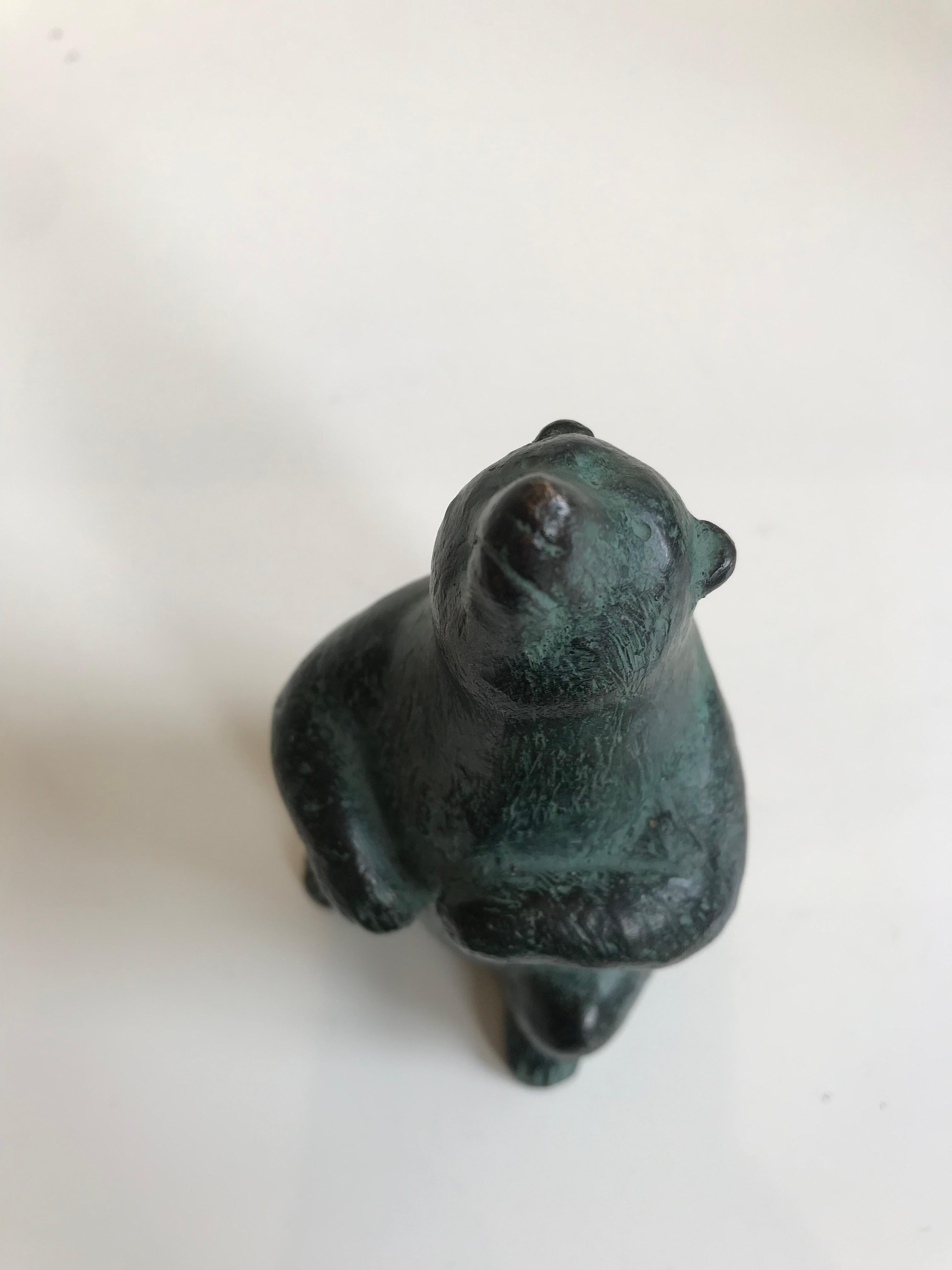 ''What do I Smell'' Contemporary Bronze Green Sculpture of a Bear  For Sale 3