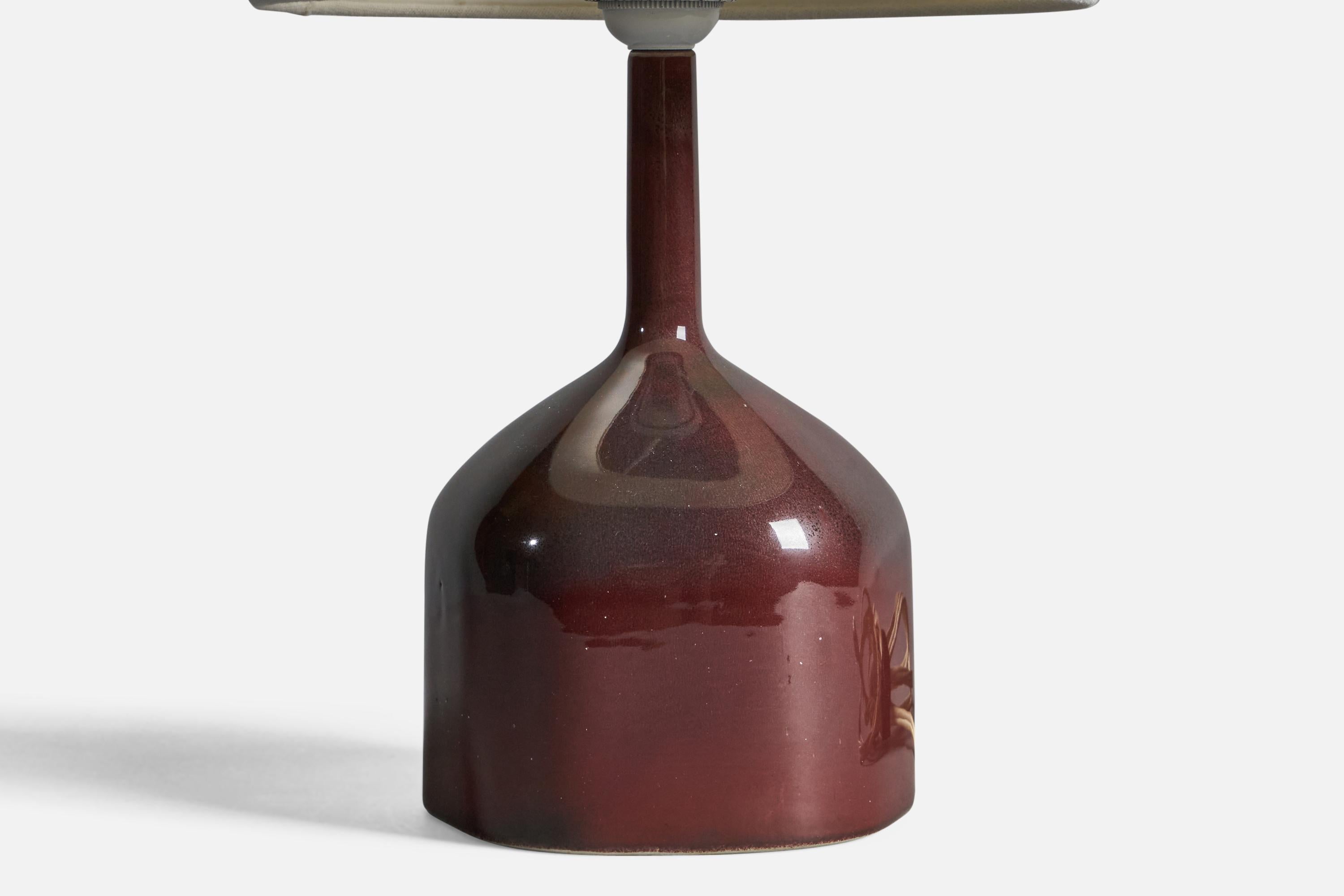 Karin Björquist, Table Lamp, Stoneware, Fabric, Sweden, 1960s In Good Condition For Sale In High Point, NC
