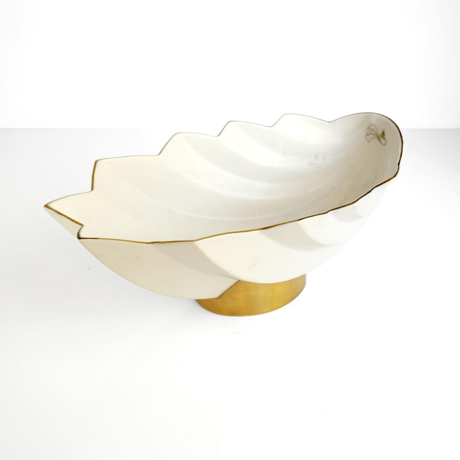 Karin Bjòrquist cuenco esmaltado blanco y dorado, Rörstrand Suecia, escandinavo moderno Escandinavo moderno en venta