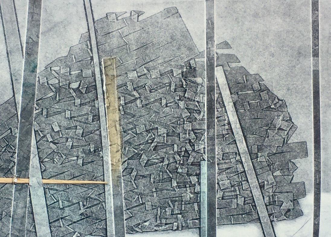 Hinter Bars Nr. 3, abstrakte Mischtechnik auf Papier, grau (Zeitgenössisch), Art, von Karin Bruckner