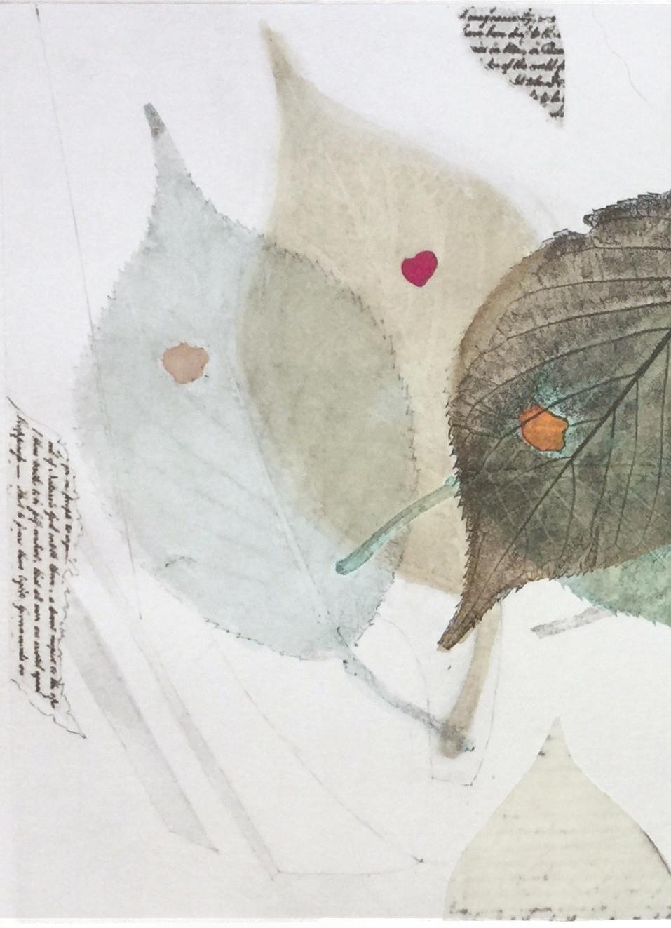 Turning Over A New Leaf, herbstliche Blätter, Mischtechnik auf Papier (Zeitgenössisch), Mixed Media Art, von Karin Bruckner