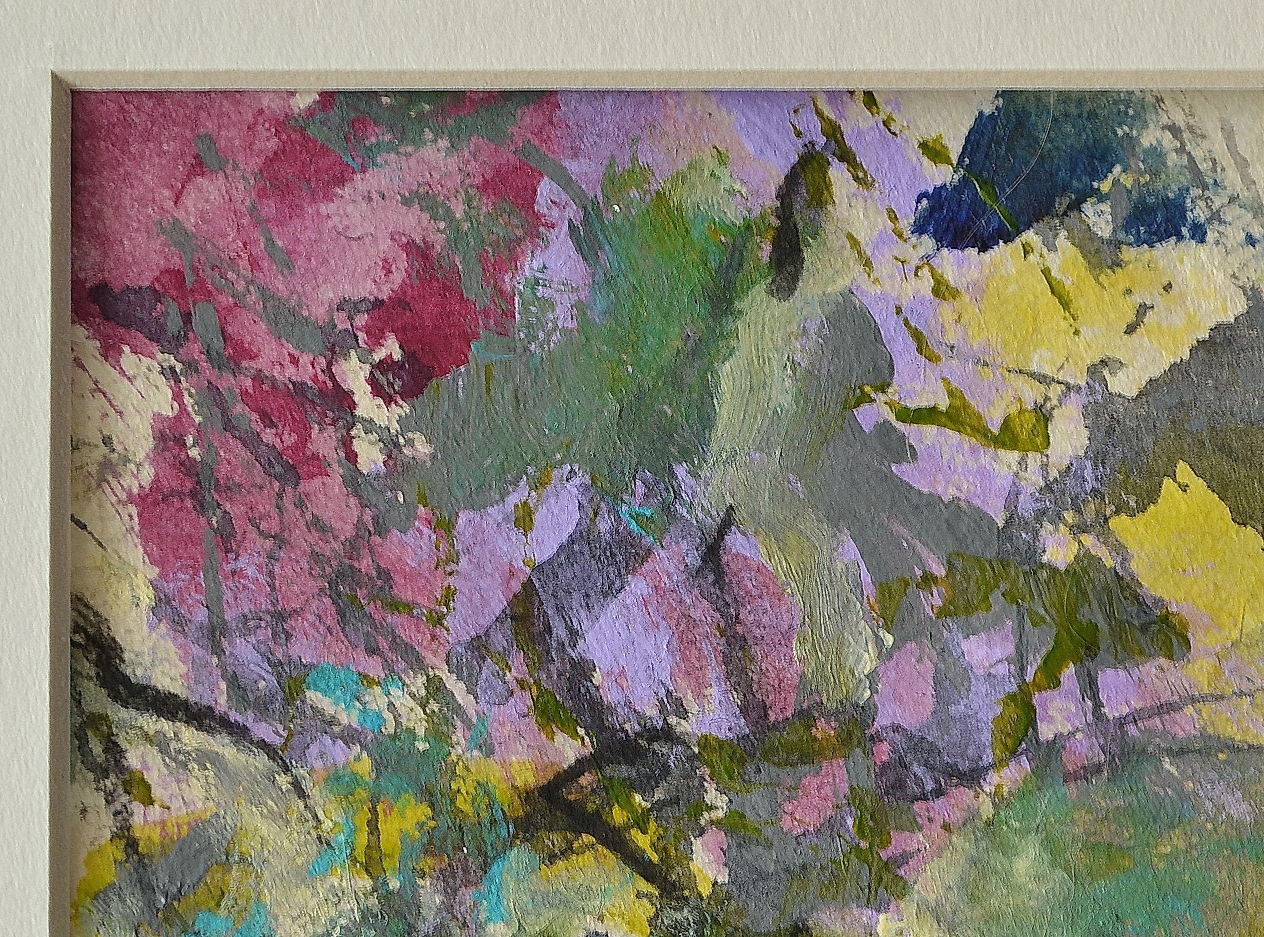Dies ist ein kleines abstraktes Gemälde auf schönem cremefarbenen Baumwollpapier.     Das Werk hat leuchtende Farben, die das gebrochene Weiß des Papiers ausgleichen. Es wird mit einer Matte geliefert, die leichter ist als das Papier - im Preis