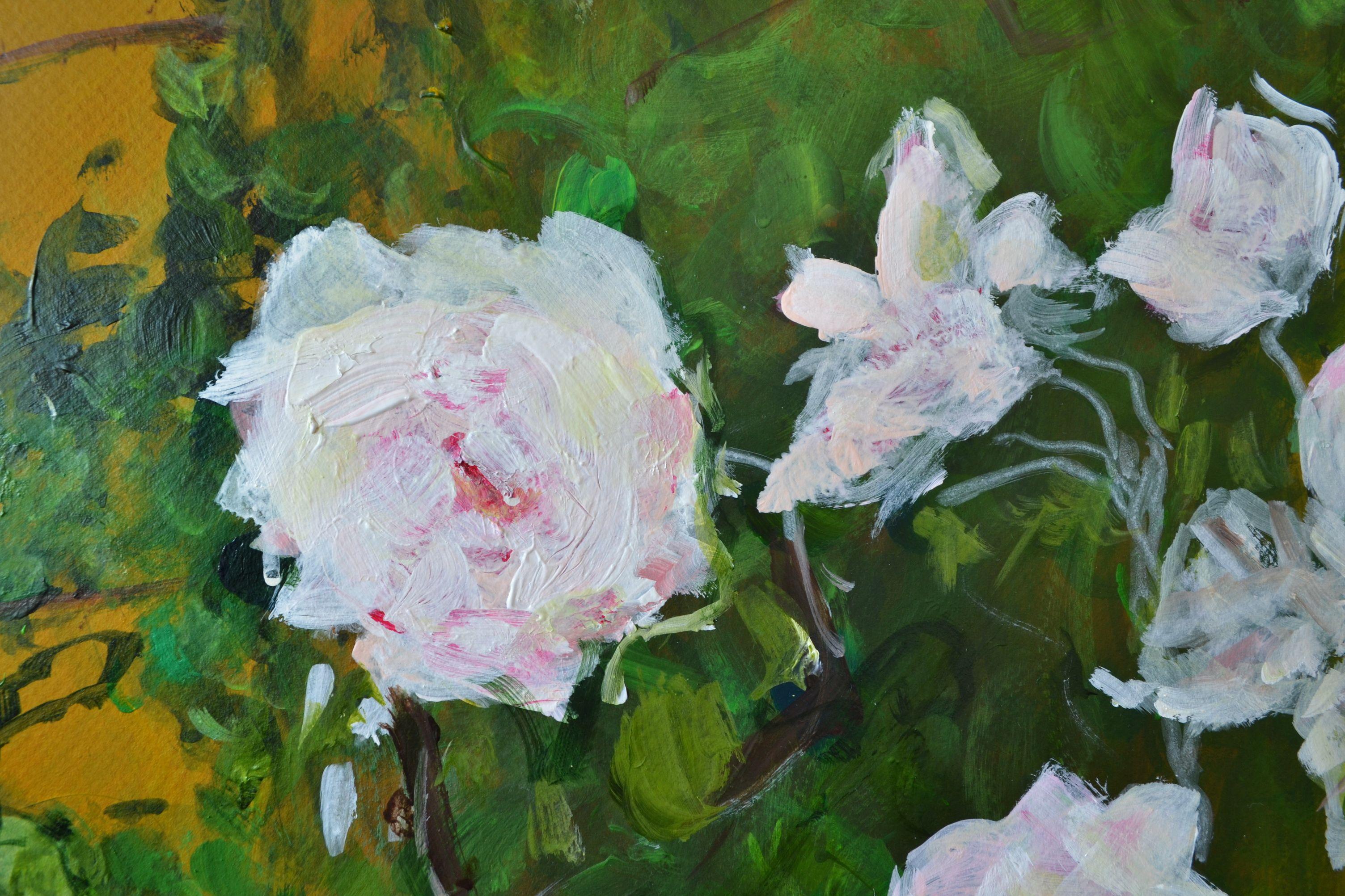 â€žCabaÃ±a de las Rosasâ  es una pintura floral acrílica de tamaño medio sobre cartón grueso.  Los colores principales son el amarillo, el blanco, el verde y un rosa claro. Trabajé con veladuras y pinceladas finas.   La obra necesita un marco para
