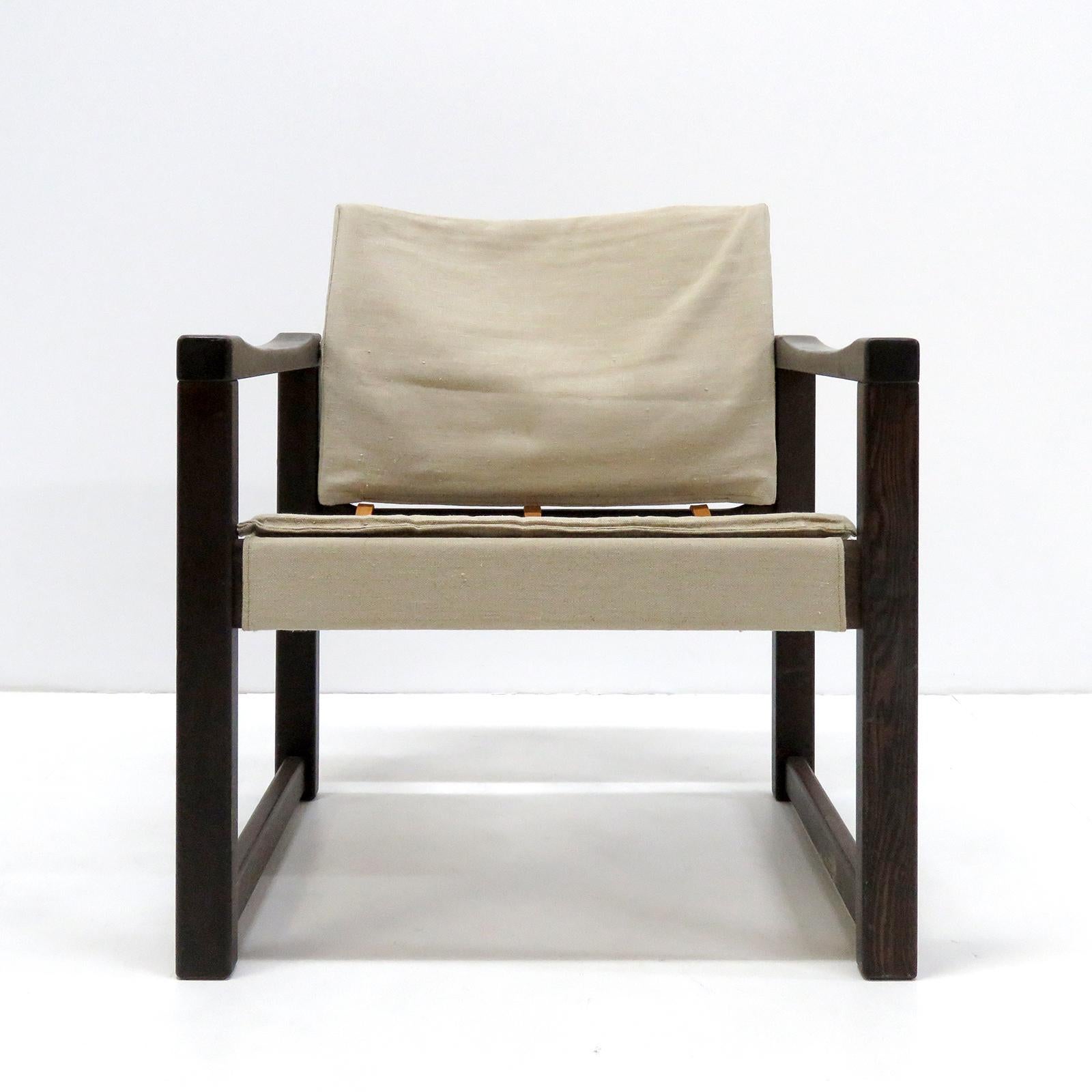 Wonderful, compact Danish modern safari chairs by Karin Mobring, Sweden, designed in 1970, blackened pine frame with linen upholstery including a loose seat cushion.