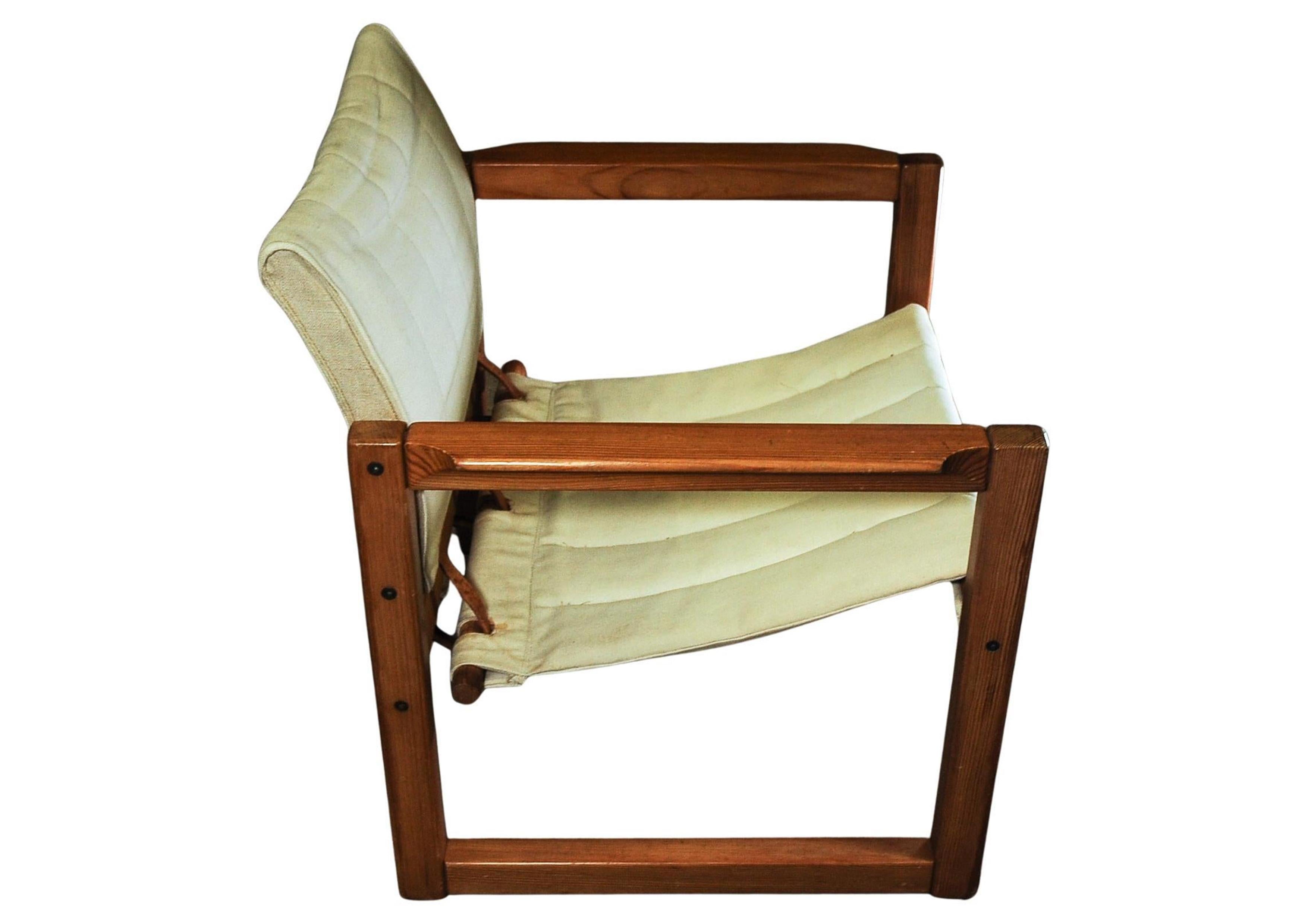 20ième siècle Karin Mobring fauteuil Safari emblématique en pin avec assise en toile et sangles en cuir en vente