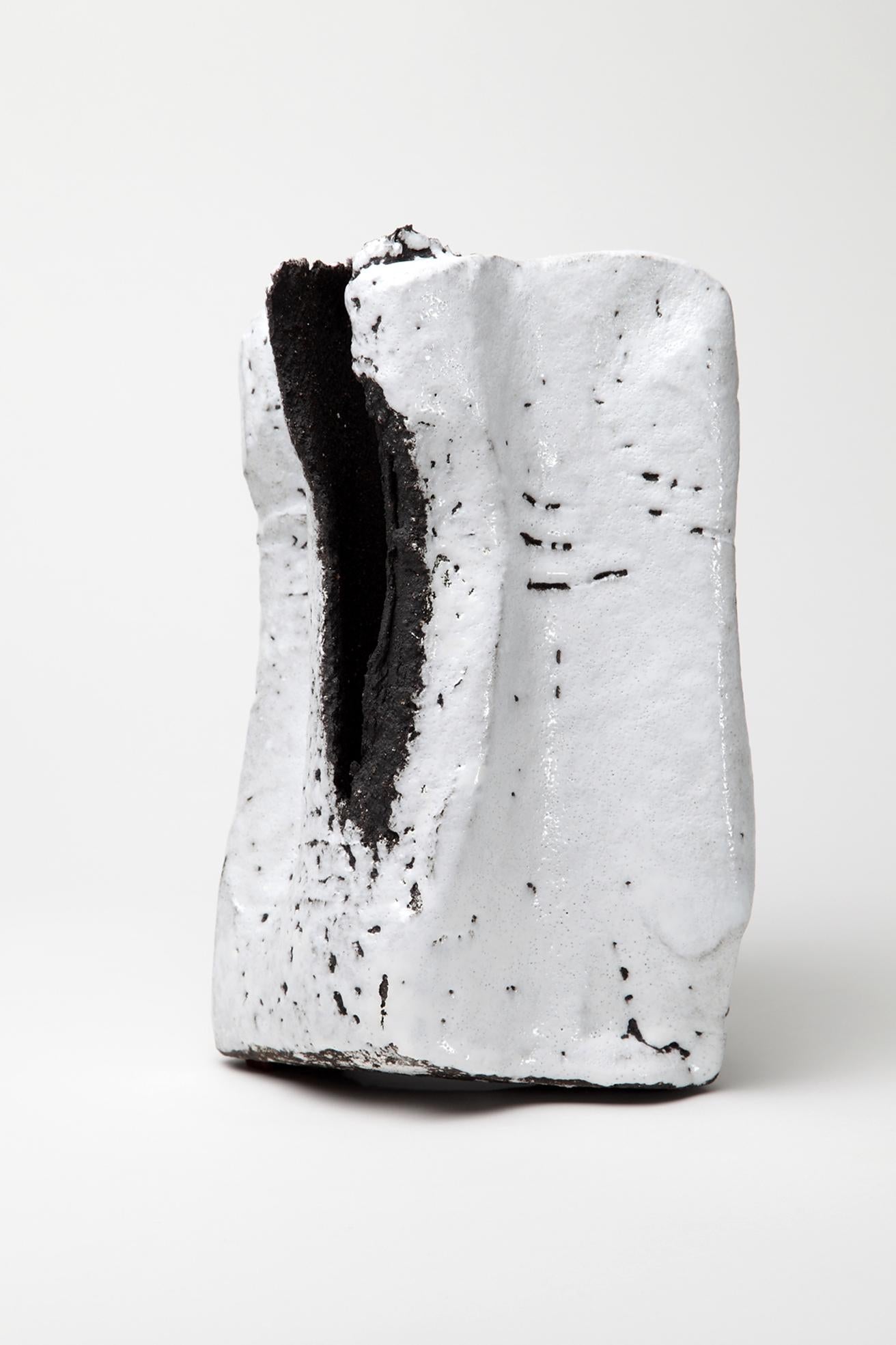 Karine Benvenuti Abstract Sculpture - Untitled 