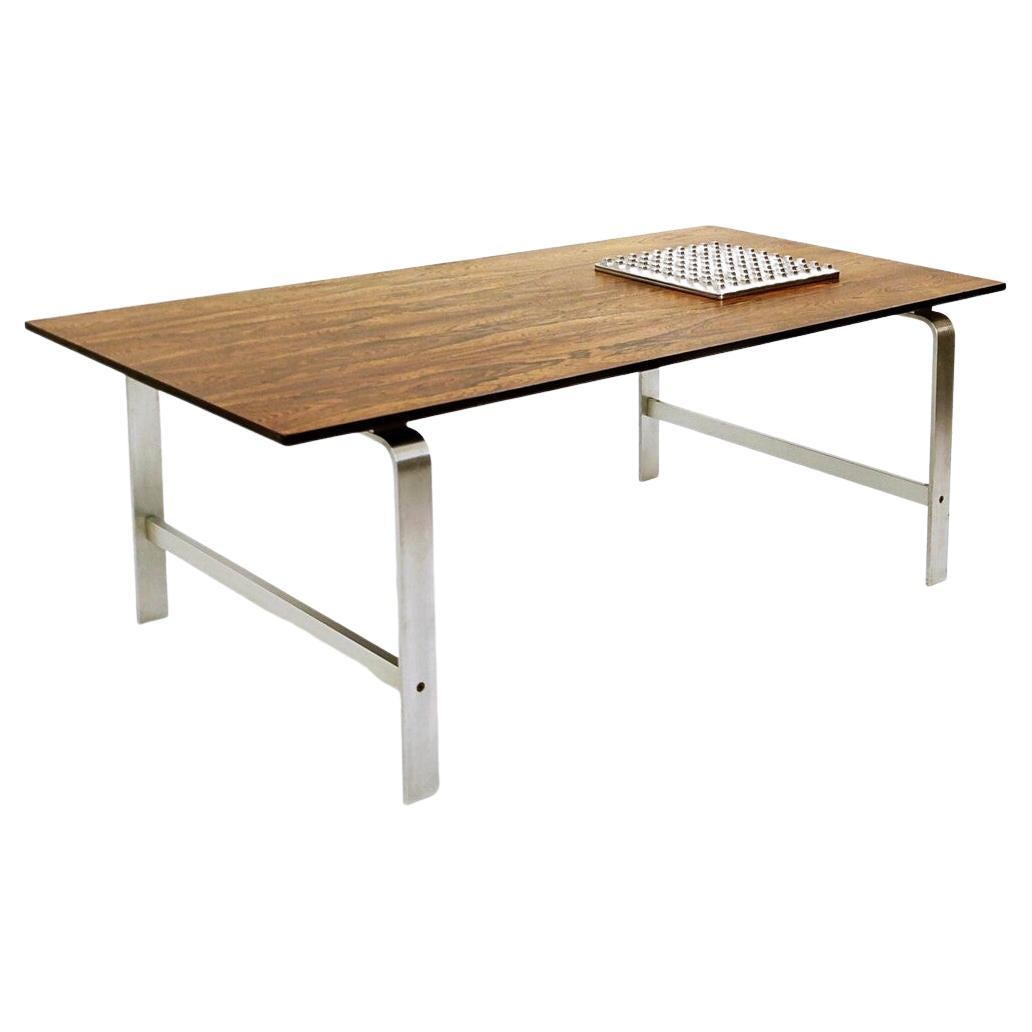 Table basse avec cendrier Ultima de Karl Andersson 
Soner