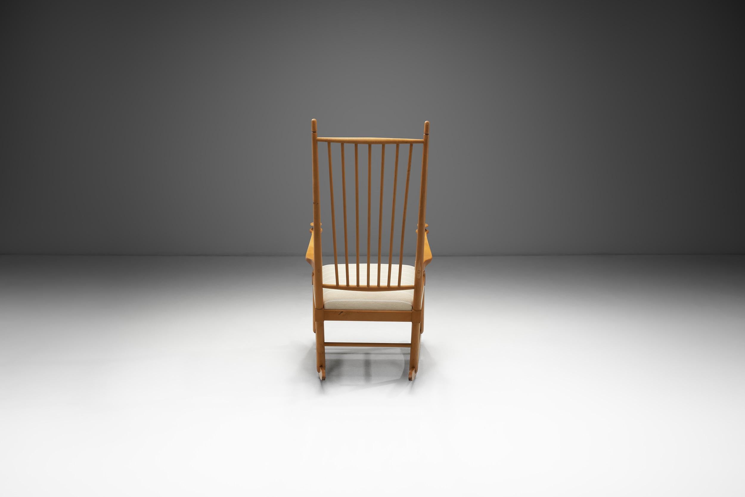 Karl-Axel Adolfsson “Isabella” Rocking Chair for Gemla, Sweden 20th Century In Good Condition For Sale In Utrecht, NL