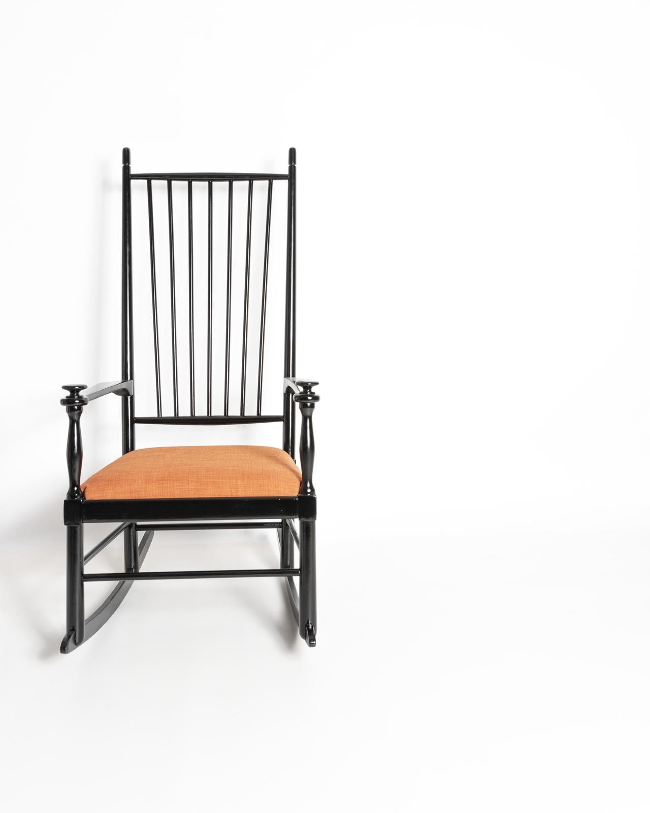 Mid-Century Modern Paire de chaises à bascule 