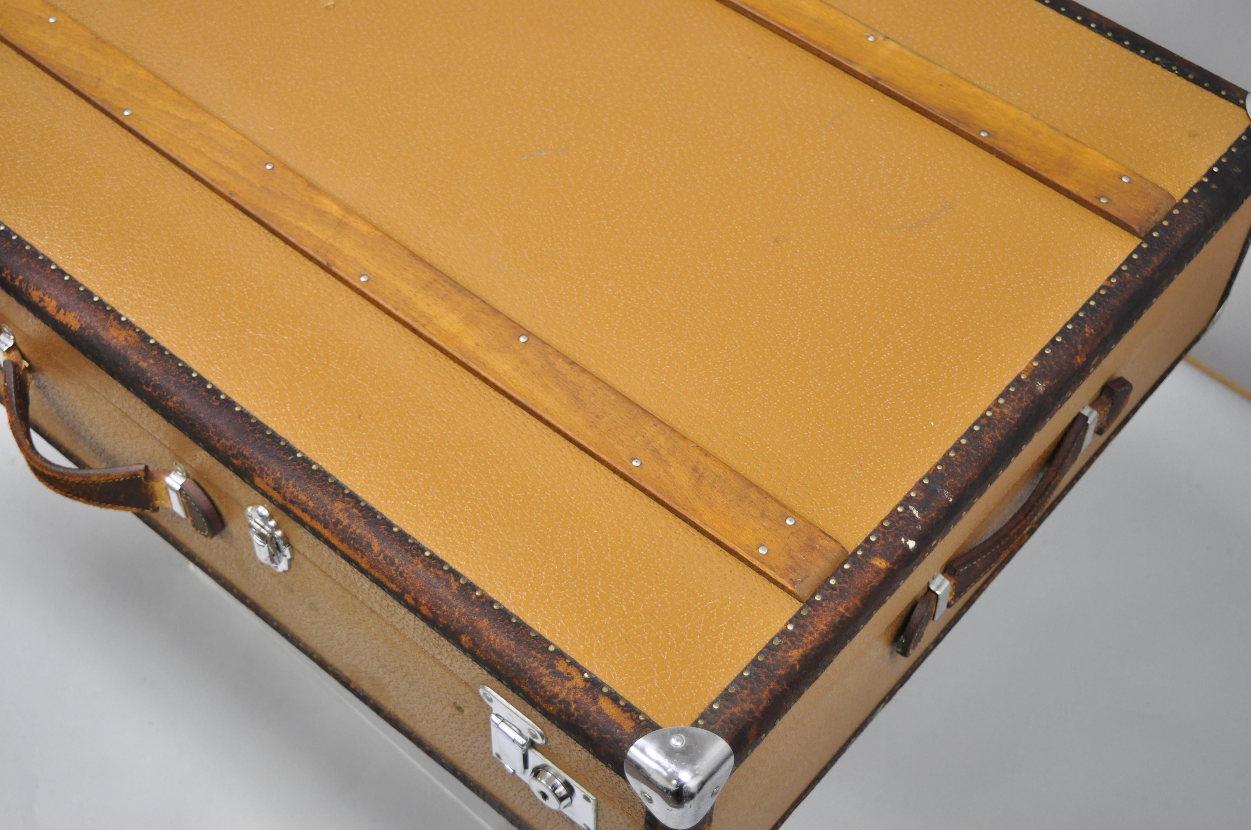 Allemand Karl Baisch Mercedes Benz Grande valise rigide Valise en bois & Garniture en cuir Malle