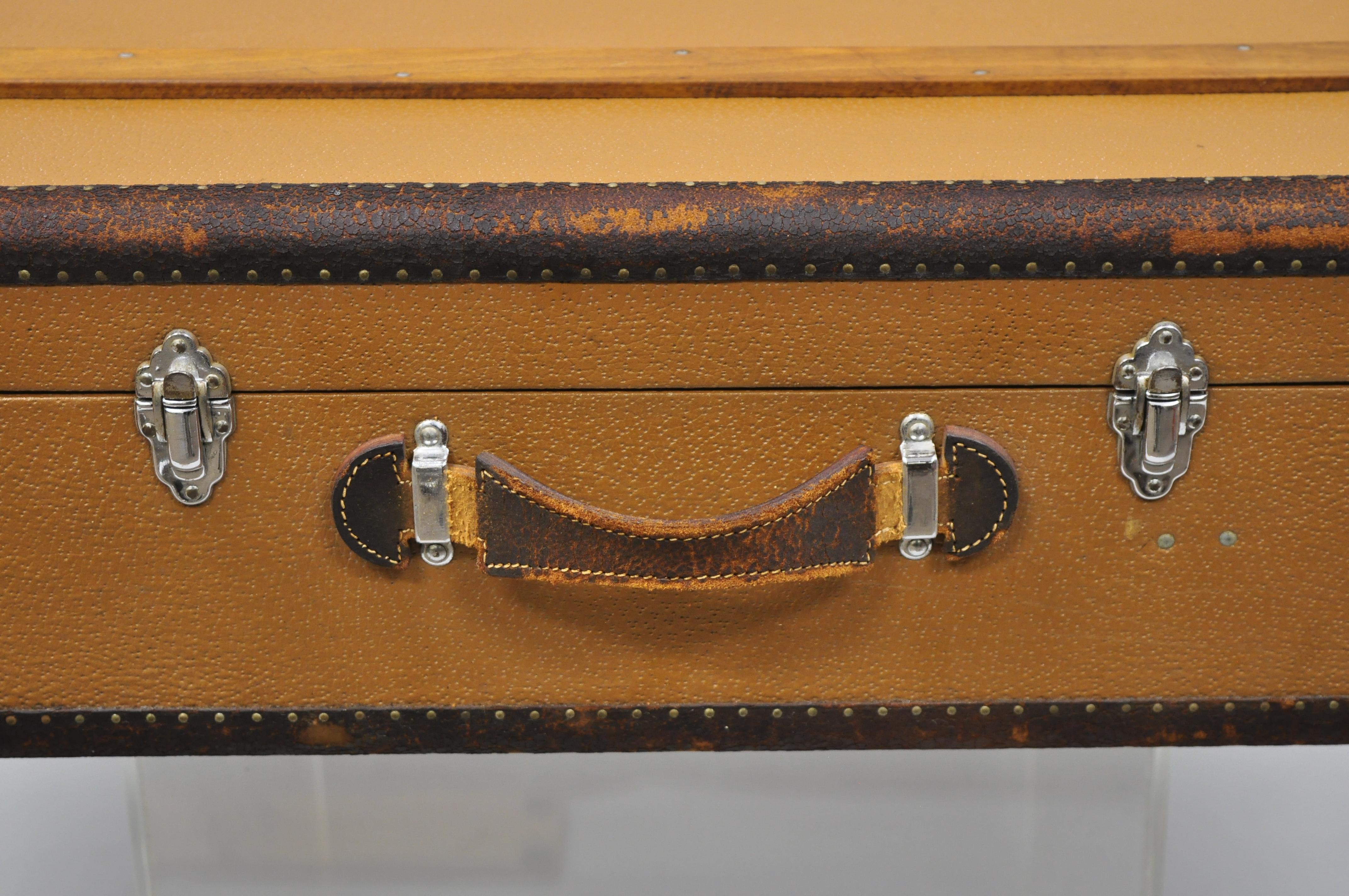 Karl Baisch Mercedes Benz Grande valise rigide Valise en bois & Garniture en cuir Malle Bon état à Philadelphia, PA