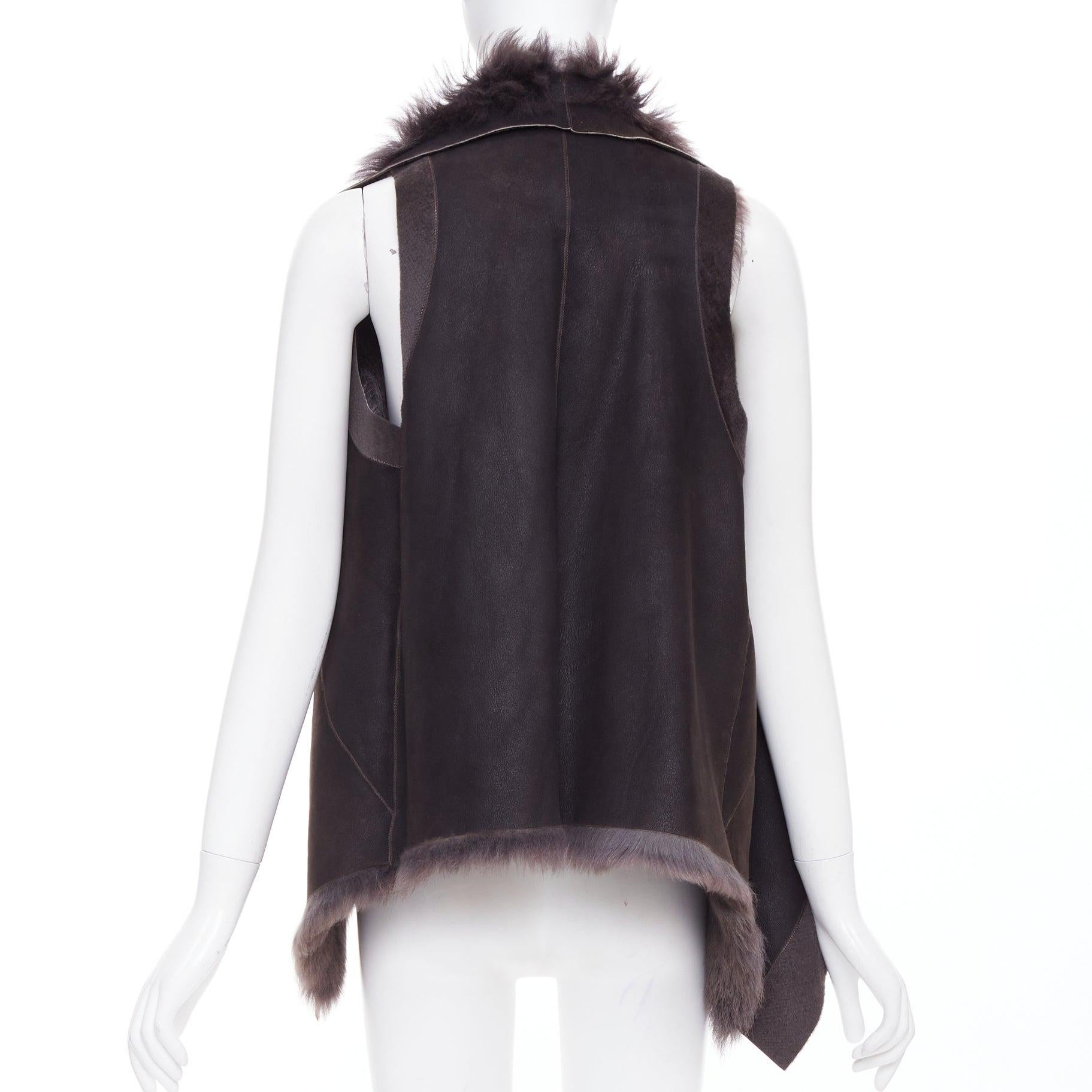 KARL DONOGHUE Dunkelbraun Lammfell Leder Pelz gefüttert drapierte Weste Jacke XS Damen im Angebot