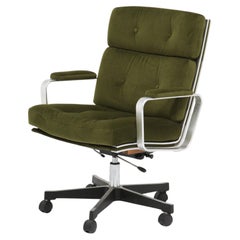Karl Erik Ekselius Green Velvet Aluminum Swivel & Tilt Desk Chair, JOC Vetlanda