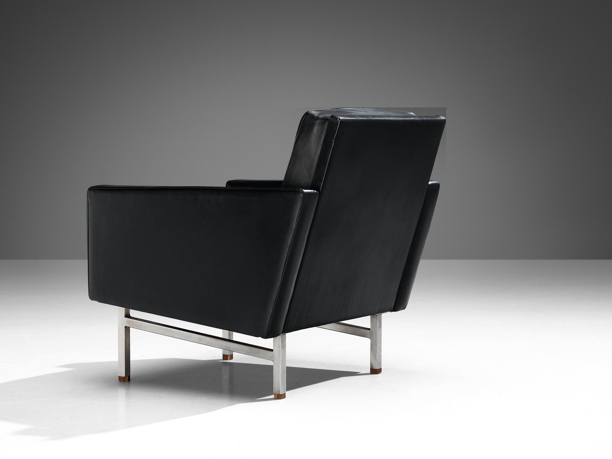 Karl Erik Ekselius Lounge Chair in Original Black Leather  In Good Condition For Sale In Waalwijk, NL