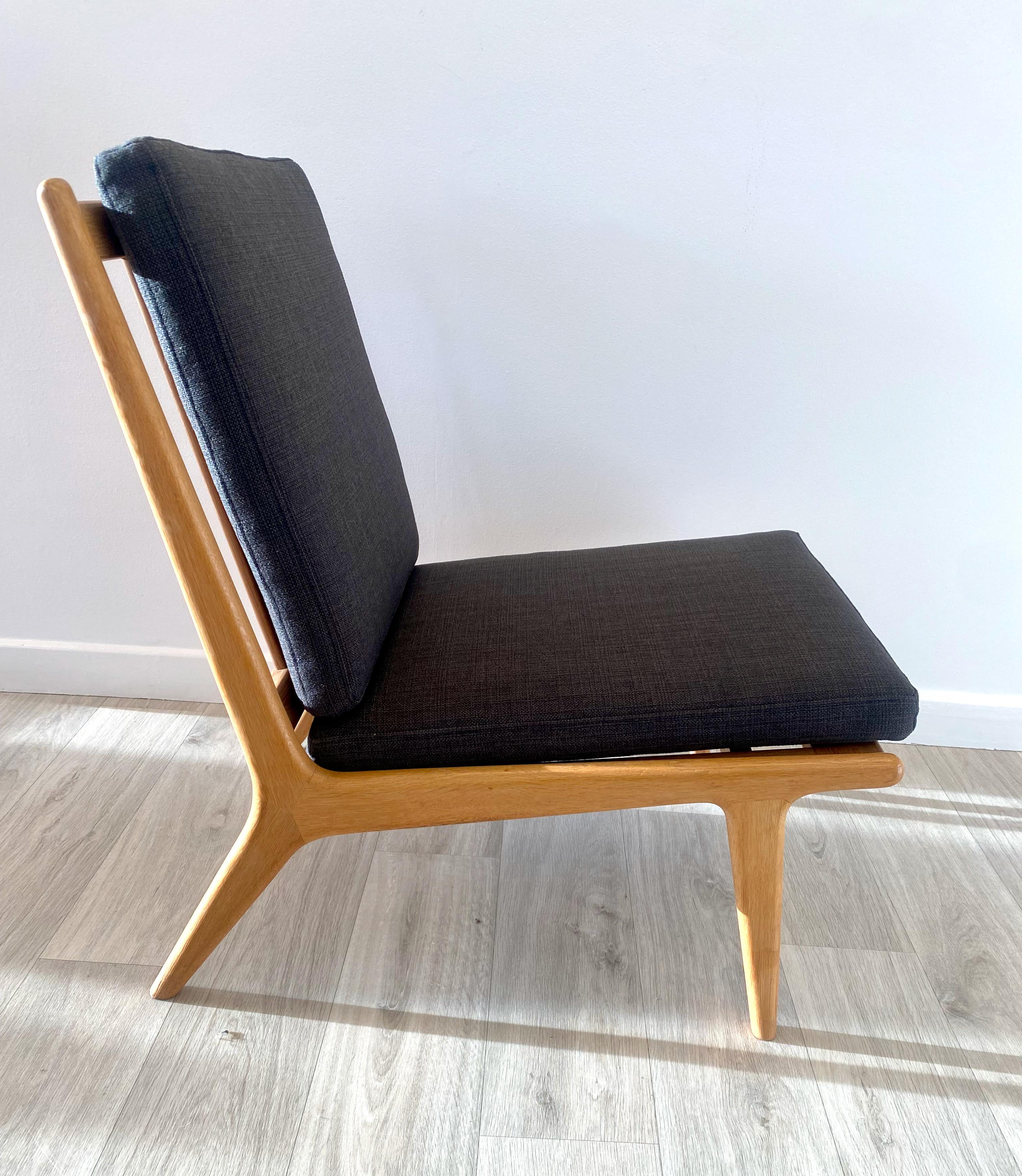 Karl-Erik Ekselius – 2er-Set Loungesessel aus Eiche von JOC Sweden (Skandinavische Moderne) im Angebot