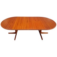 Table à manger moderne danoise ronde ou ovale en teck Karl-Erik Ekselius