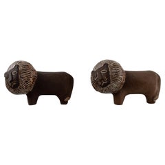 Karl Erik Iwar for Nittsjö, Two Lions in Glazed Stoneware, 1960s