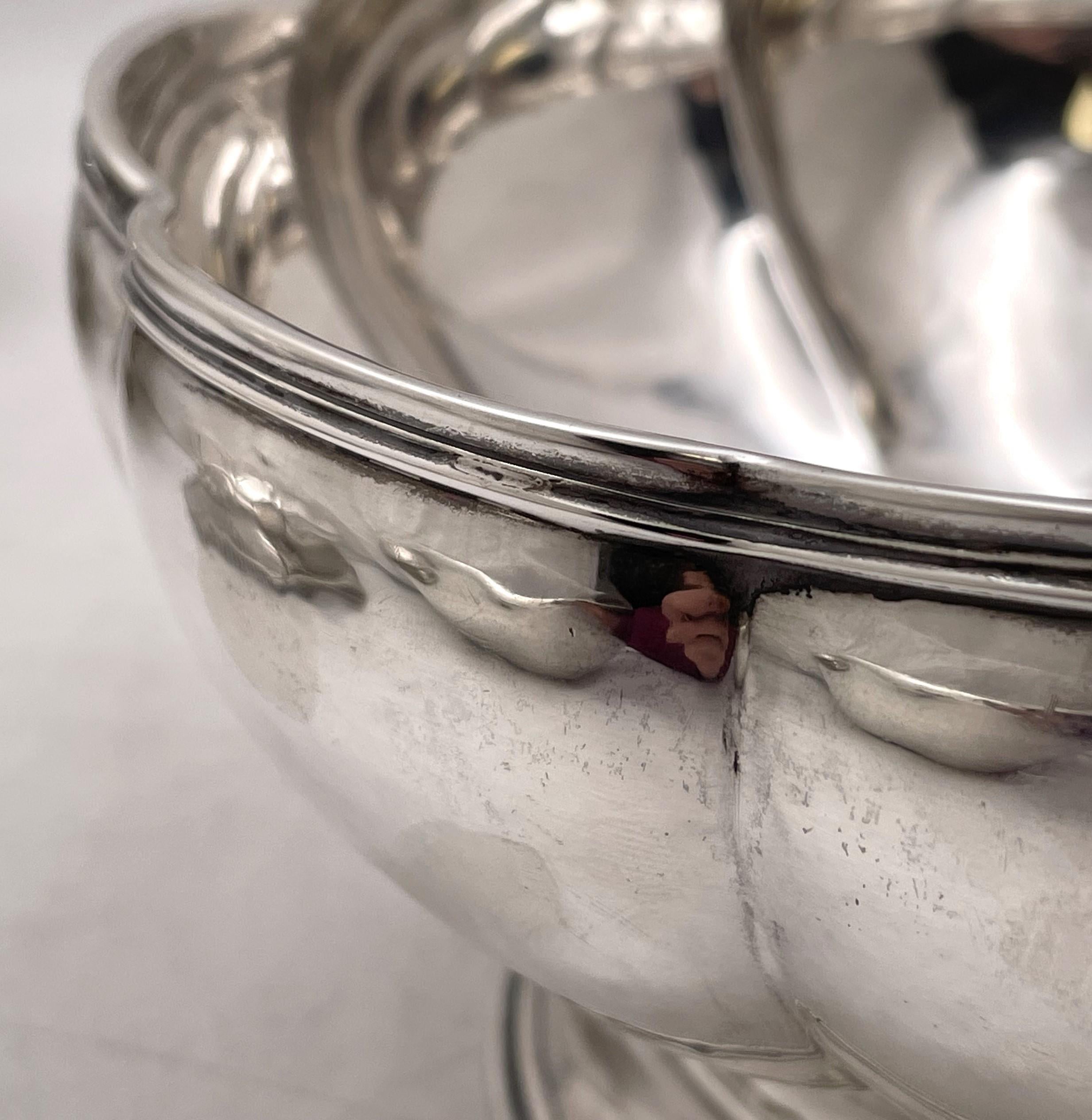 Americano Ciotola da centrotavola martellata Karl F. Leinonen in argento sterling di Boston Arts & Crafts in vendita