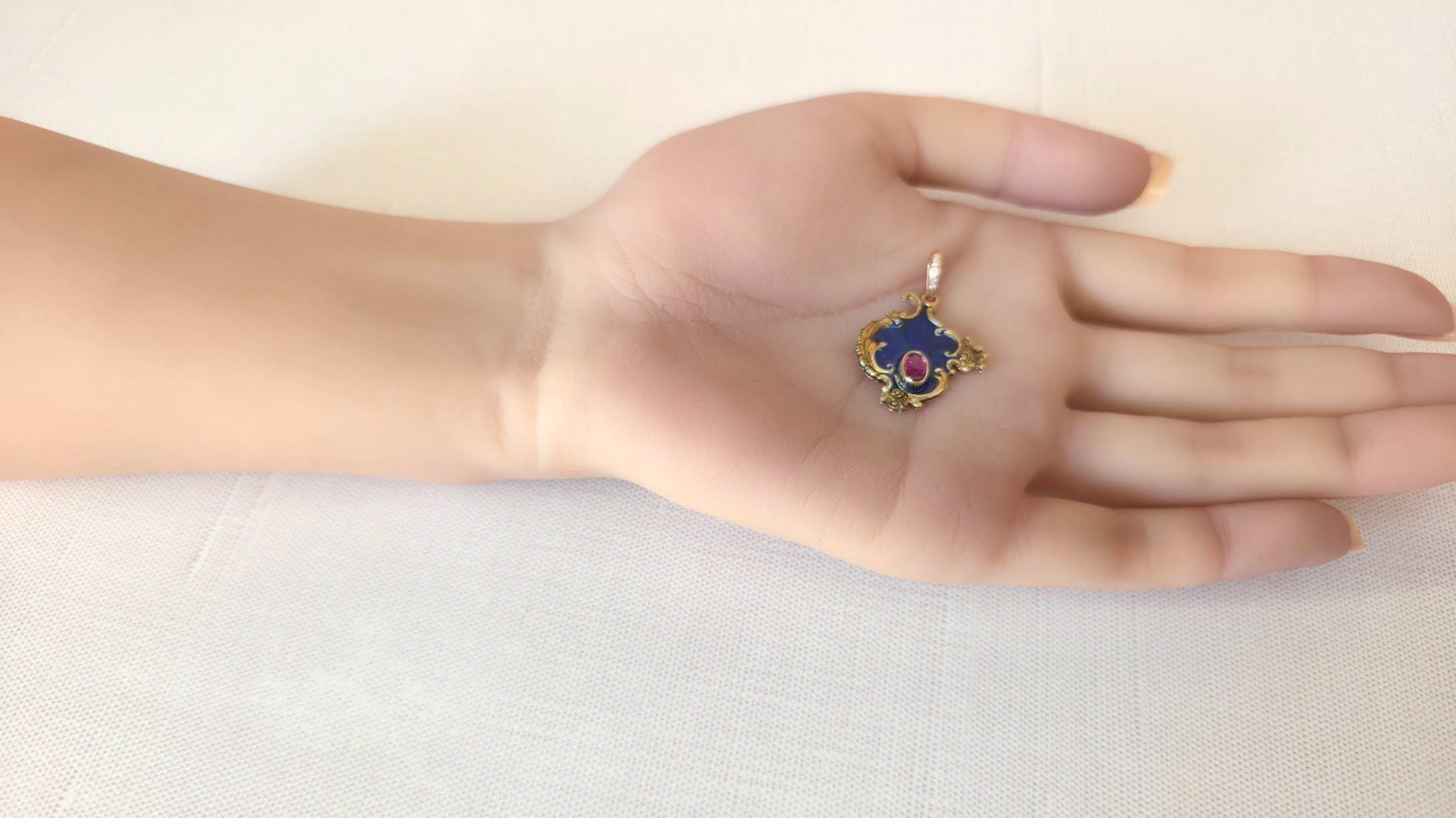 Karl Fabergé Gold Enamel Ruby Pendant For Sale 3