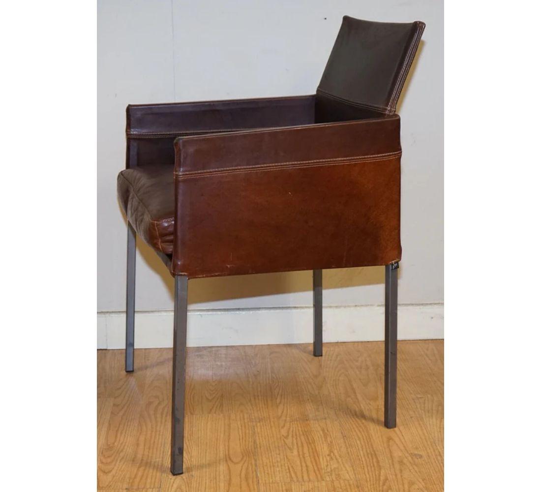 Fait main Karl Friedrich Förster Ensemble de 4 chaises de salle à manger vintage en cuir Brown en vente