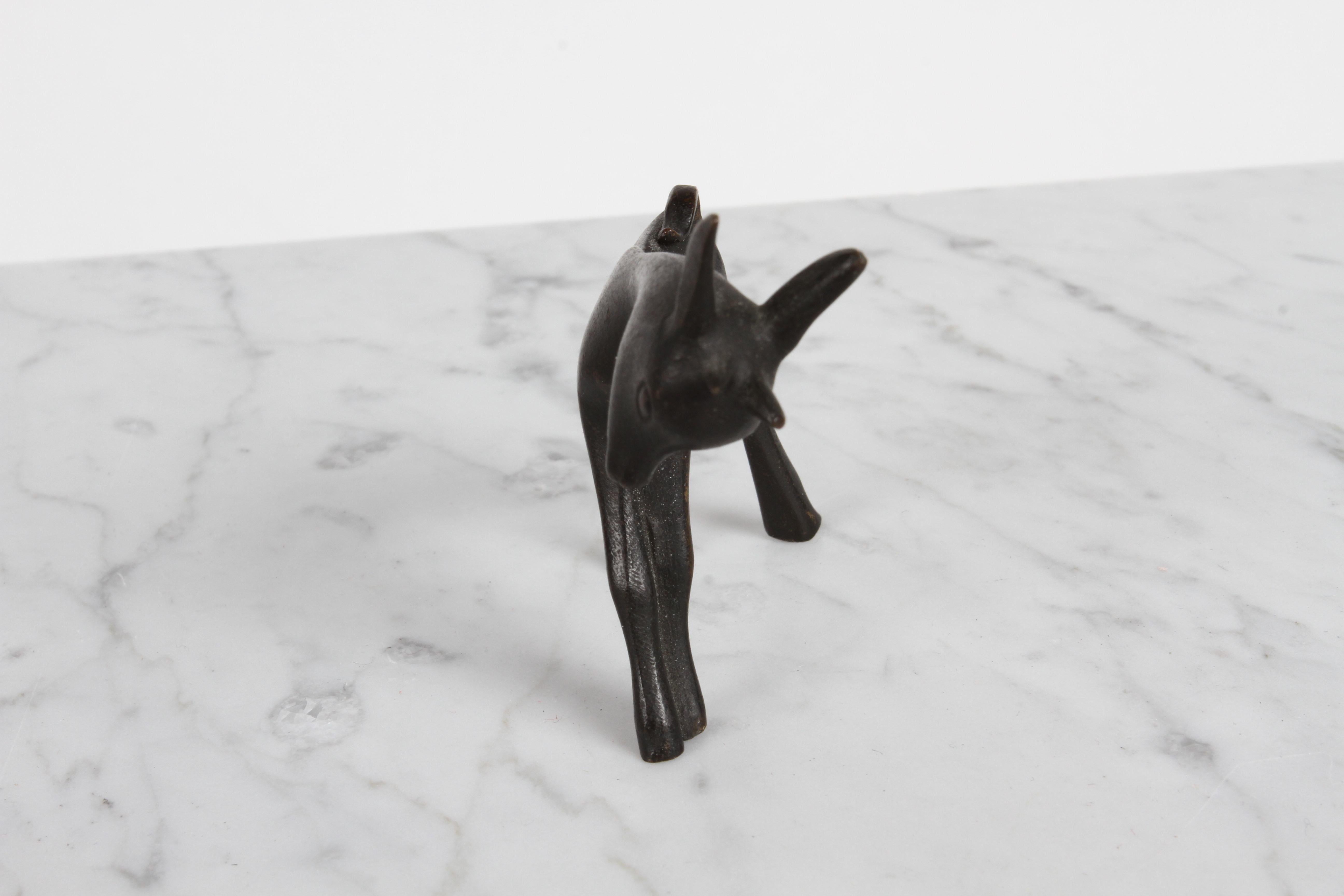 Bronzo Karl Hagenauer (wHw) 1940 Wiener Werkstätte Figura in bronzo in miniatura di una capra in vendita
