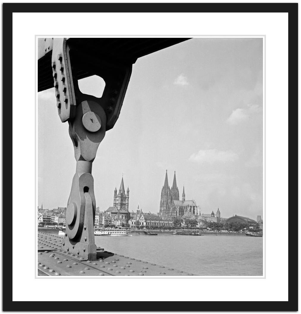 Cologne, Germany 1935, Printed Later - Gray Black and White Photograph by Karl Heinrich Lämmel