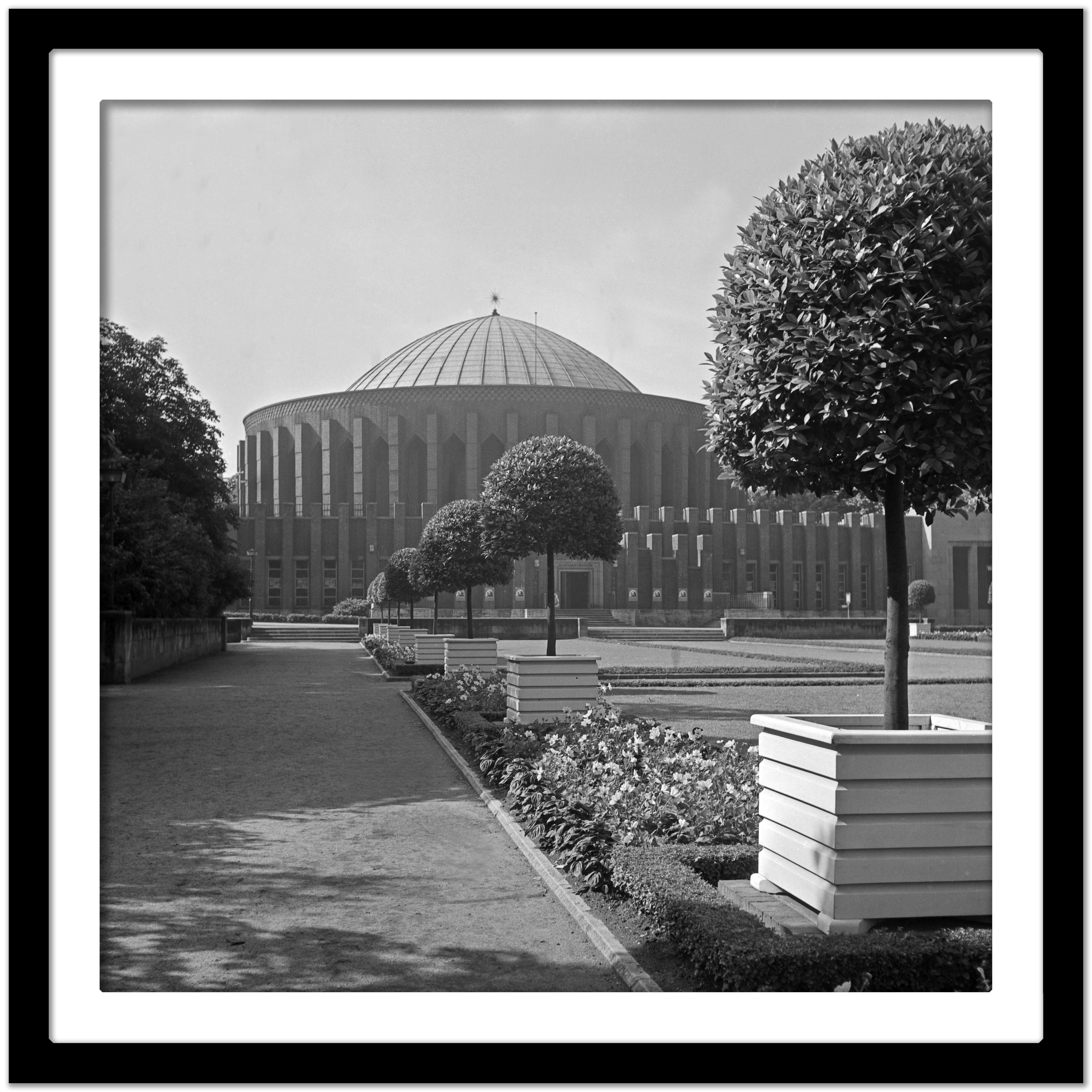 Duesseldorf planetarium and Shipping Museum, Germany 1937 Printed Later - Black Black and White Photograph by Karl Heinrich Lämmel