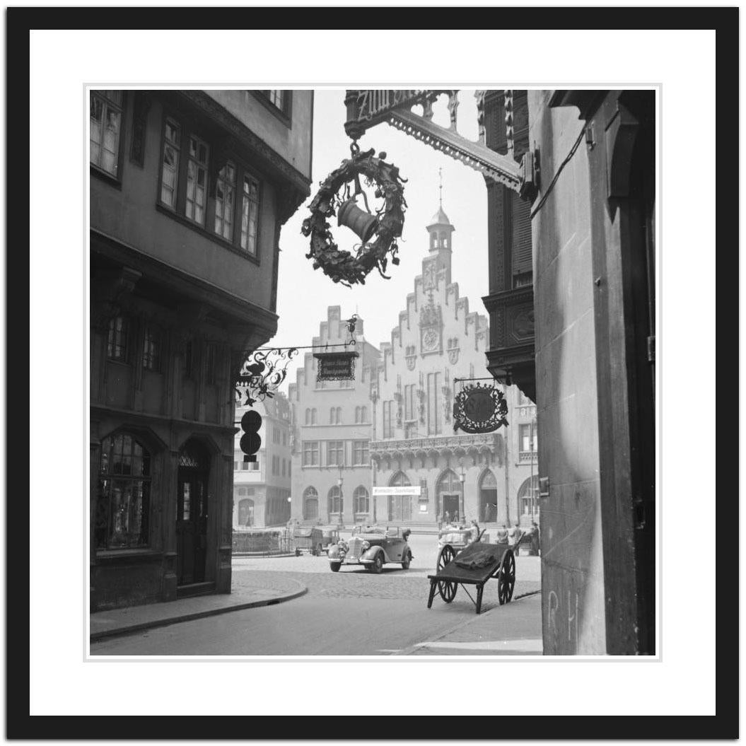 Karl Heinrich Lämmel Black and White Photograph - Frankfurt, Germany 1935 -  Premium Fine Art Print