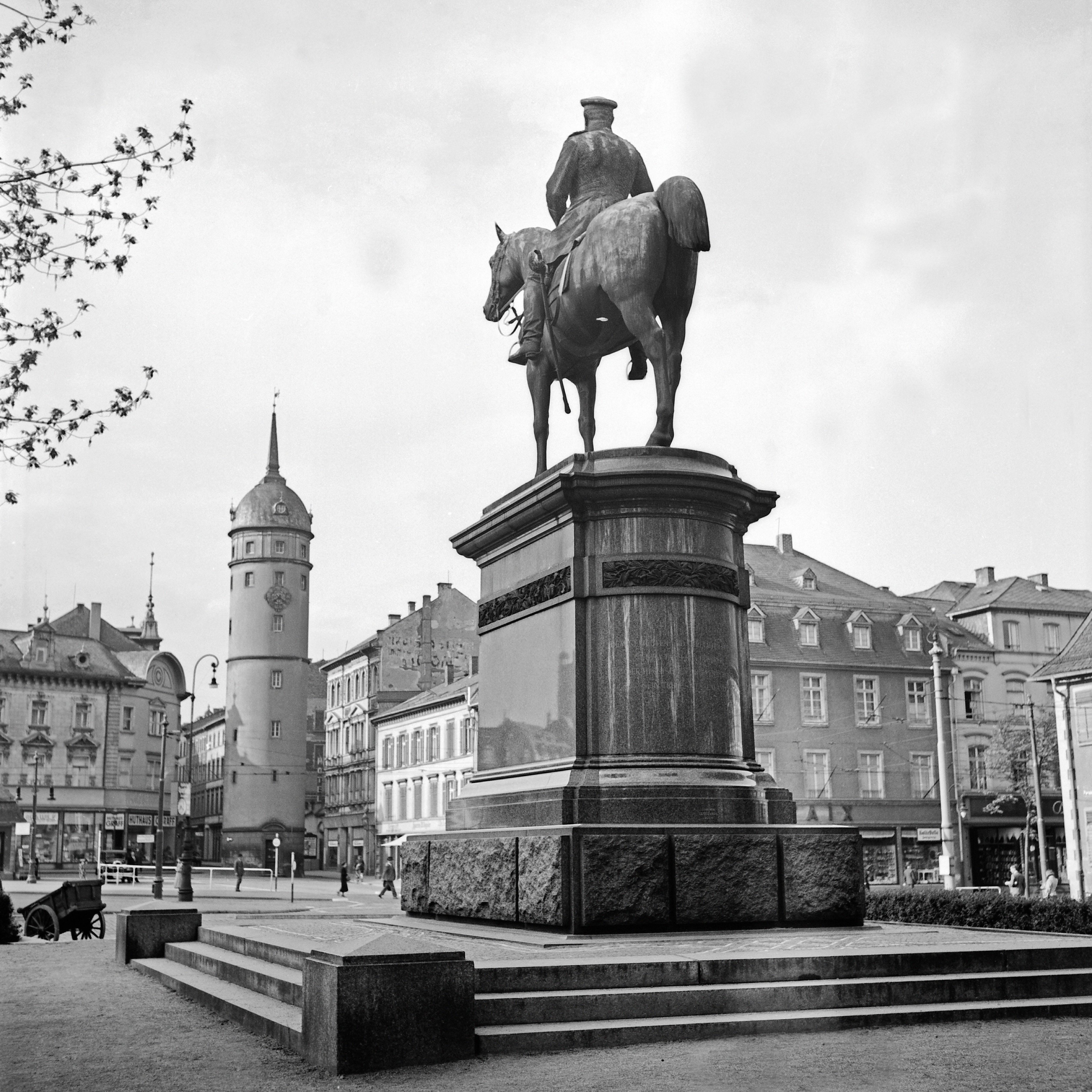 Karl Heinrich Lämmel Black and White Photograph - Market square with monument Louis IV Darmstadt, Germany 1938 Printed Later 