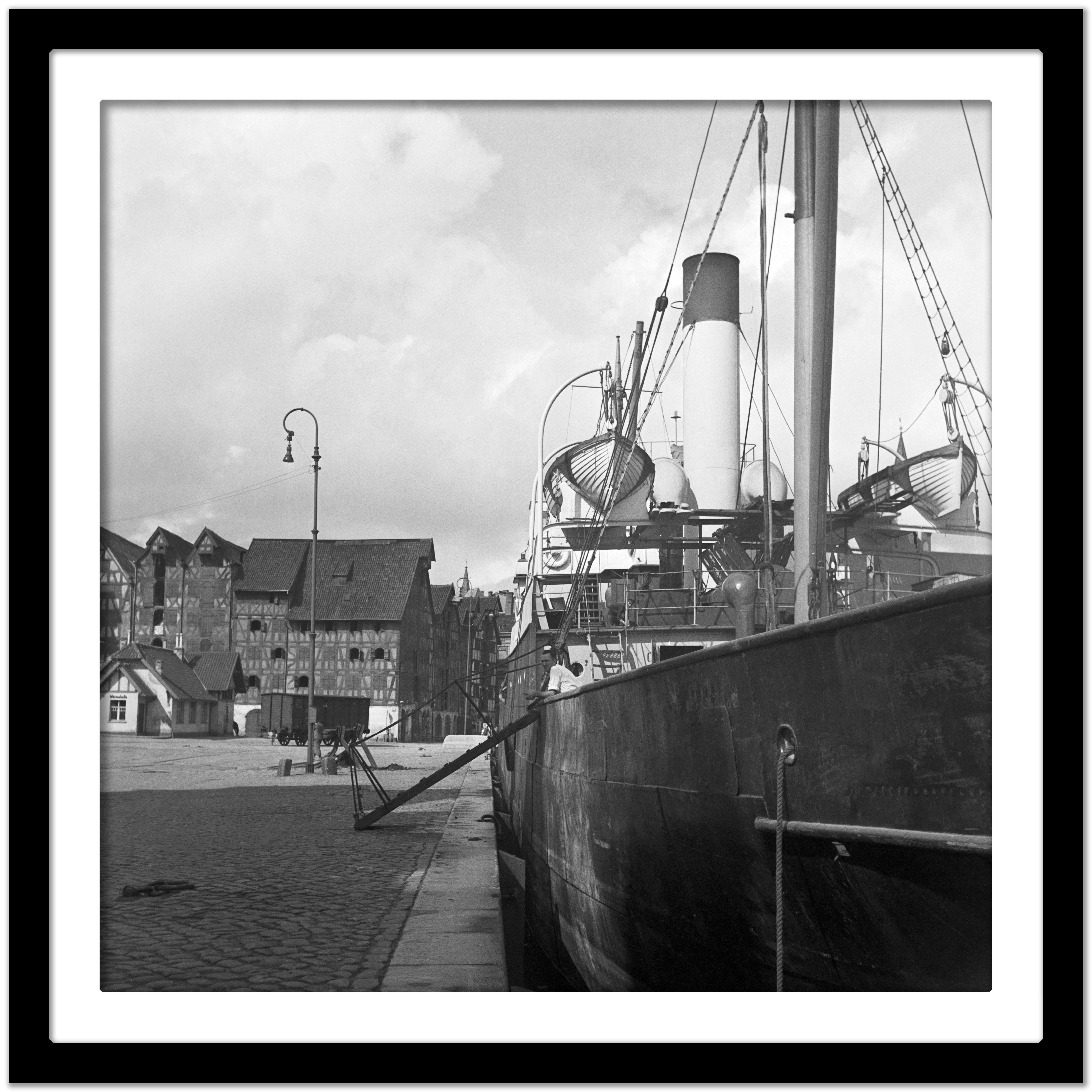 Ships at Koenigsberg harbor in East Prussia, Germany 1937 Printed Later - Modern Photograph by Karl Heinrich Lämmel