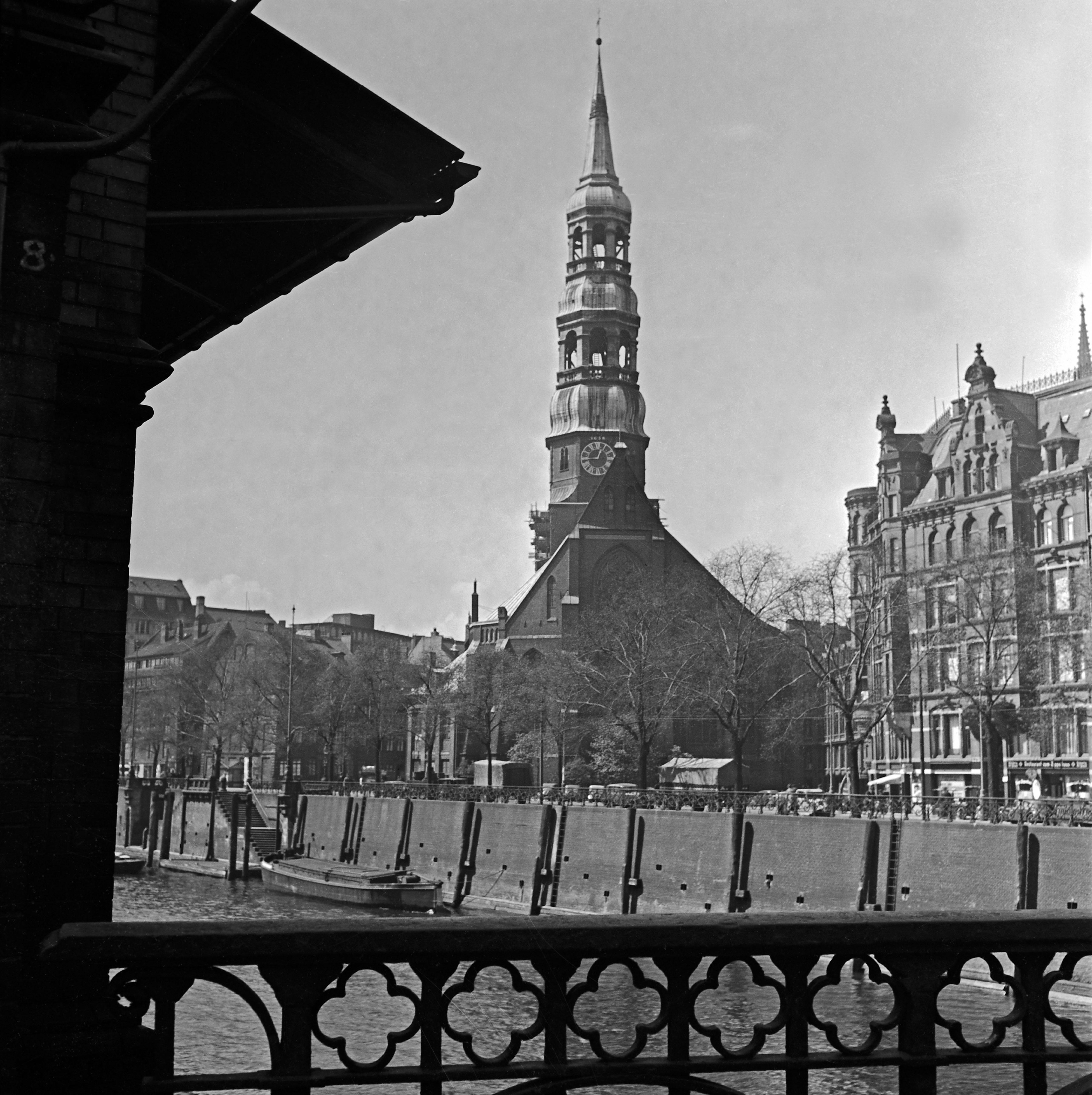 Karl Heinrich Lämmel Black and White Photograph - St. Catherine's church at Hamburg, Germany 1938, Printed Later 