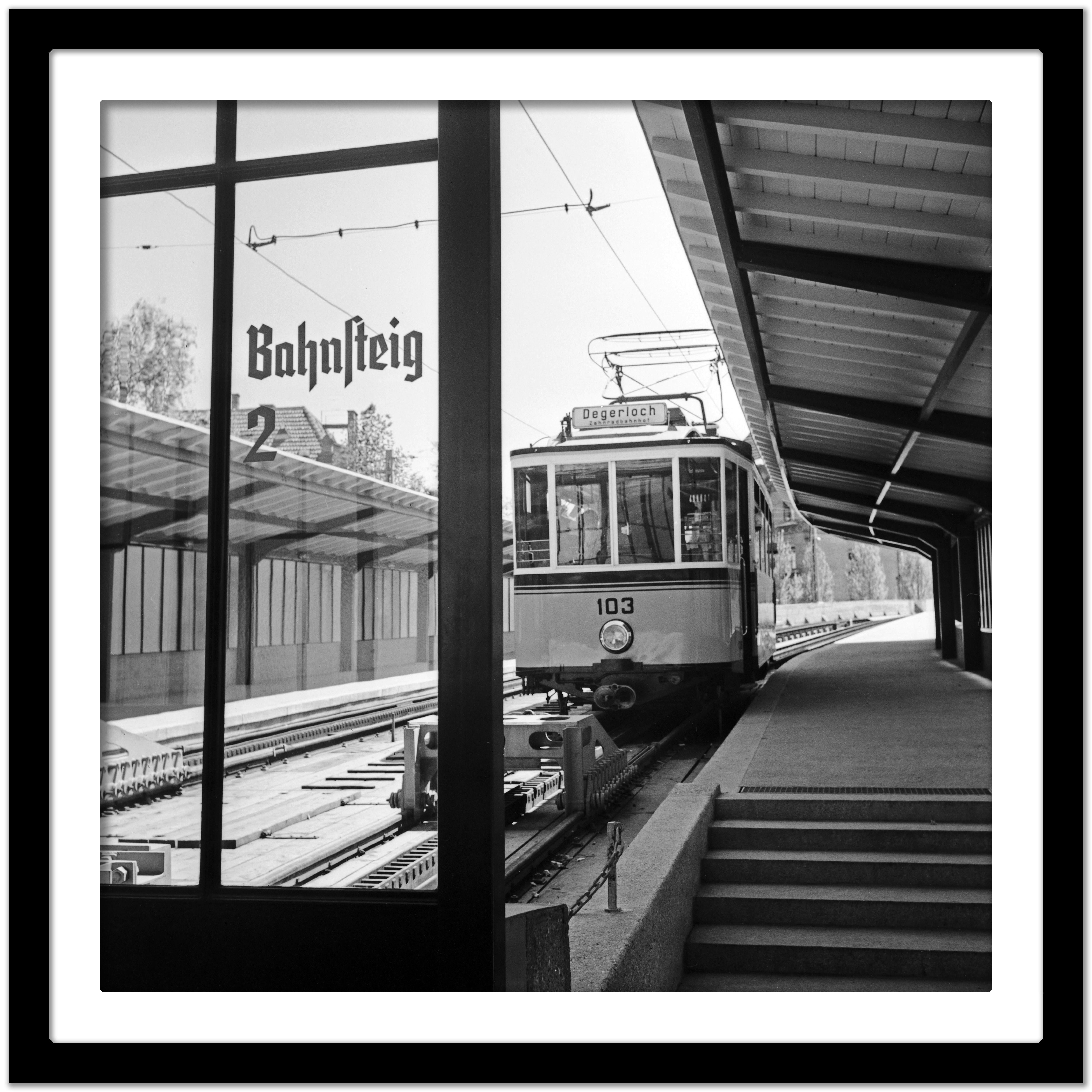 Train to Degerloch waiting at platform, Stuttgart Germany 1935, Printed Later - Black Black and White Photograph by Karl Heinrich Lämmel