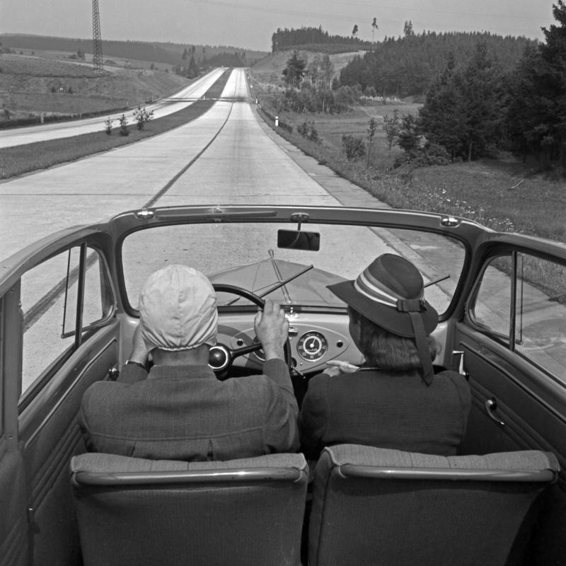 Karl Heinrich Lämmel Color Photograph - Travelling through Austria in Opel, 1930 Limited ΣYMO Edition, Copy 1 of 50