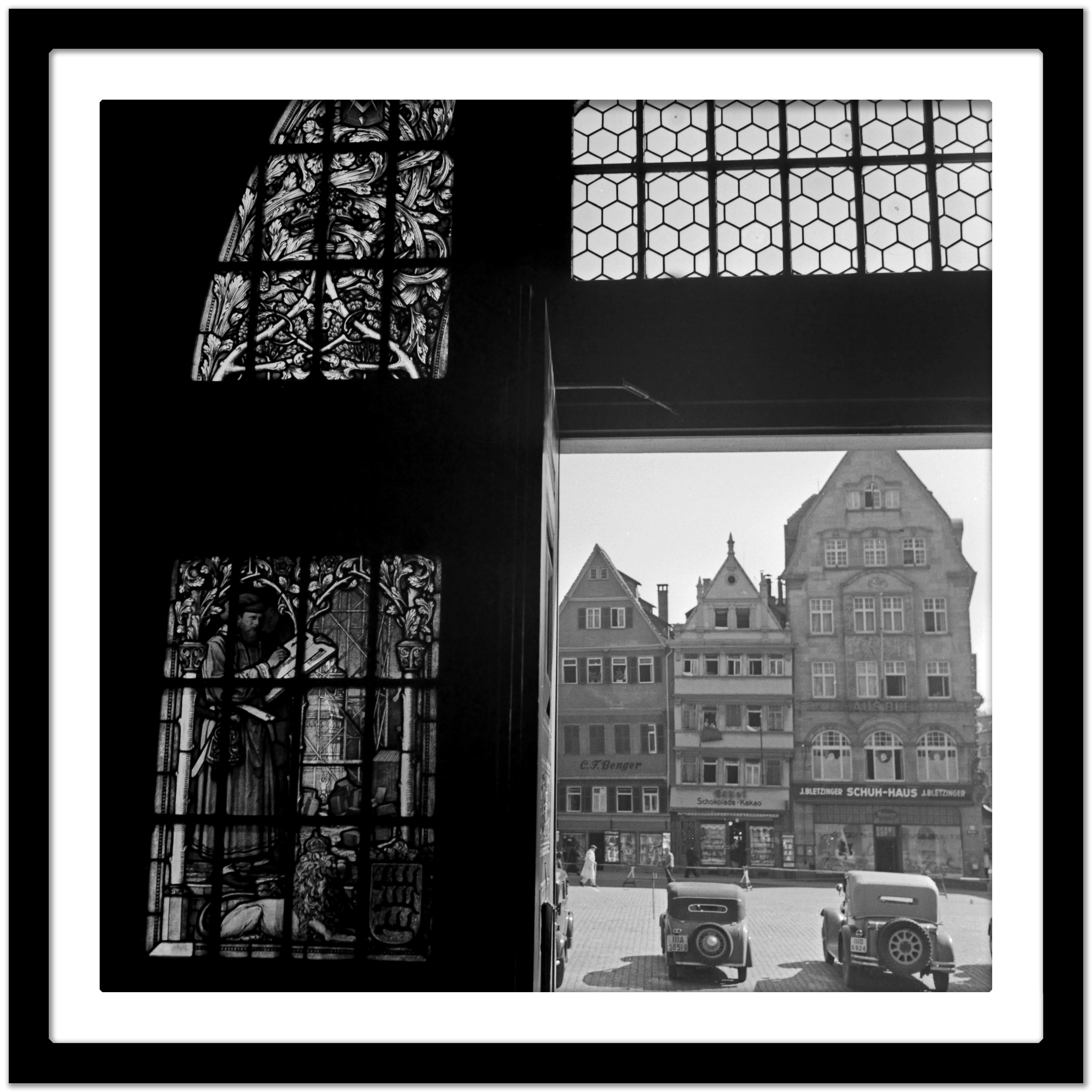 Ansicht zum Einkaufsgang, Stuttgart, Deutschland 1935, Später gedruckt (Schwarz), Black and White Photograph, von Karl Heinrich Lämmel