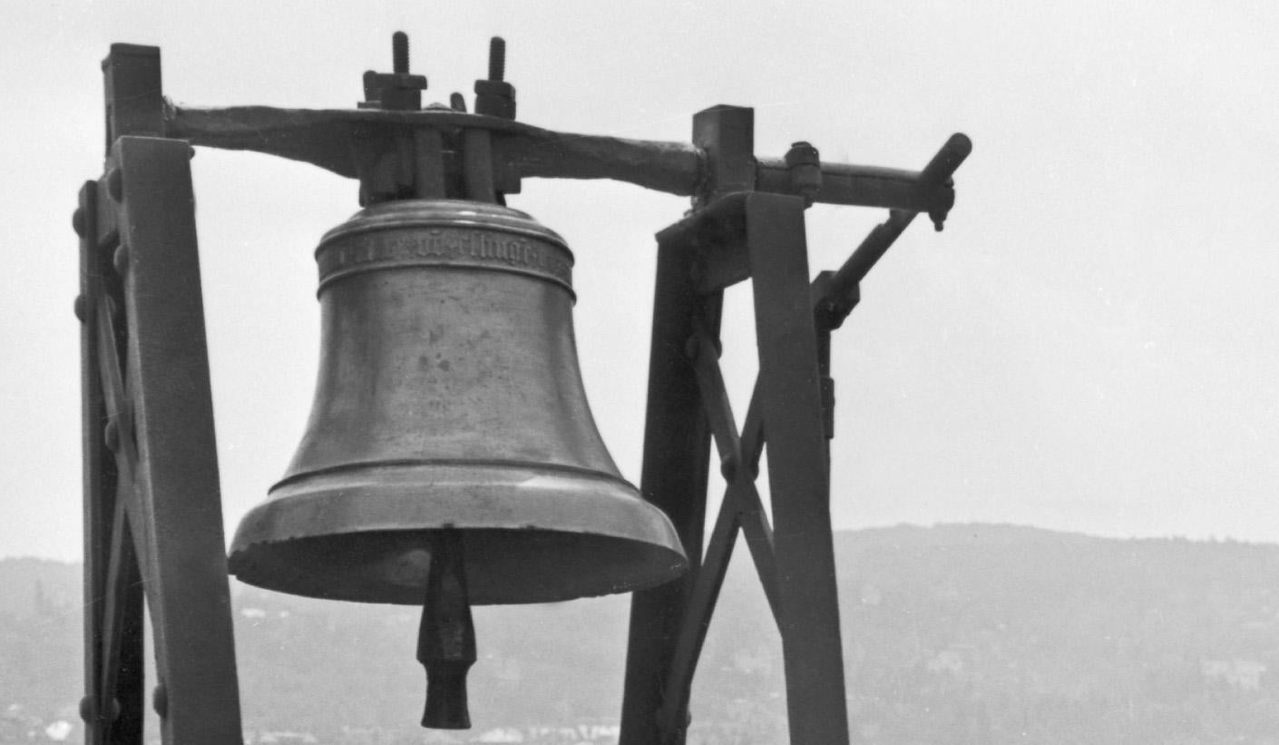Vista sul municipio di Stoccarda, Germania 1935, stampa successiva - Photograph di Karl Heinrich Lämmel