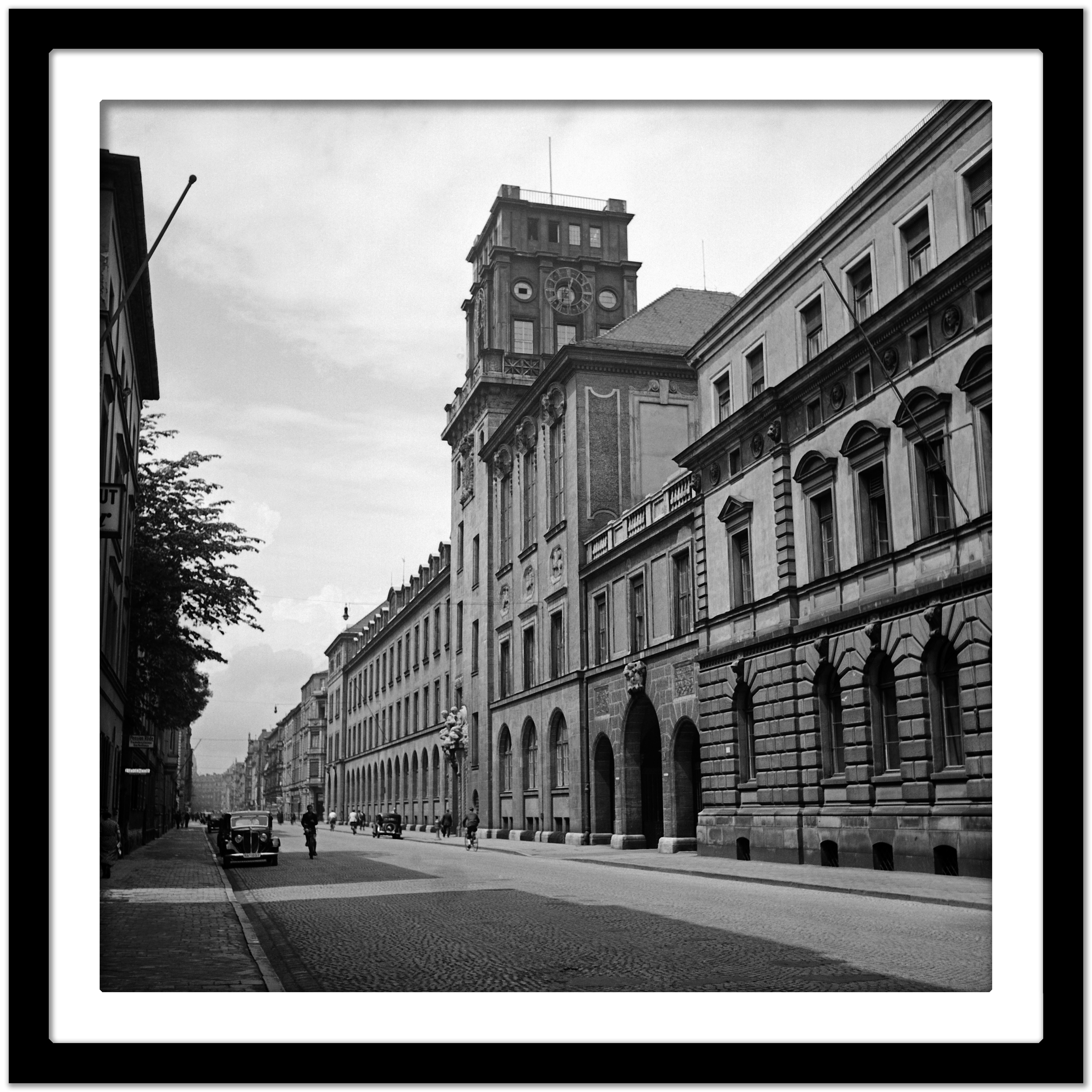 View to the technical university at Munich, Germany 1937, Printed Later - Gray Black and White Photograph by Karl Heinrich Lämmel