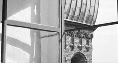 Vista sulla torre della chiesa Frauenkirche di Monaco, Monaco di Baviera, Germania 1938, stampa successiva