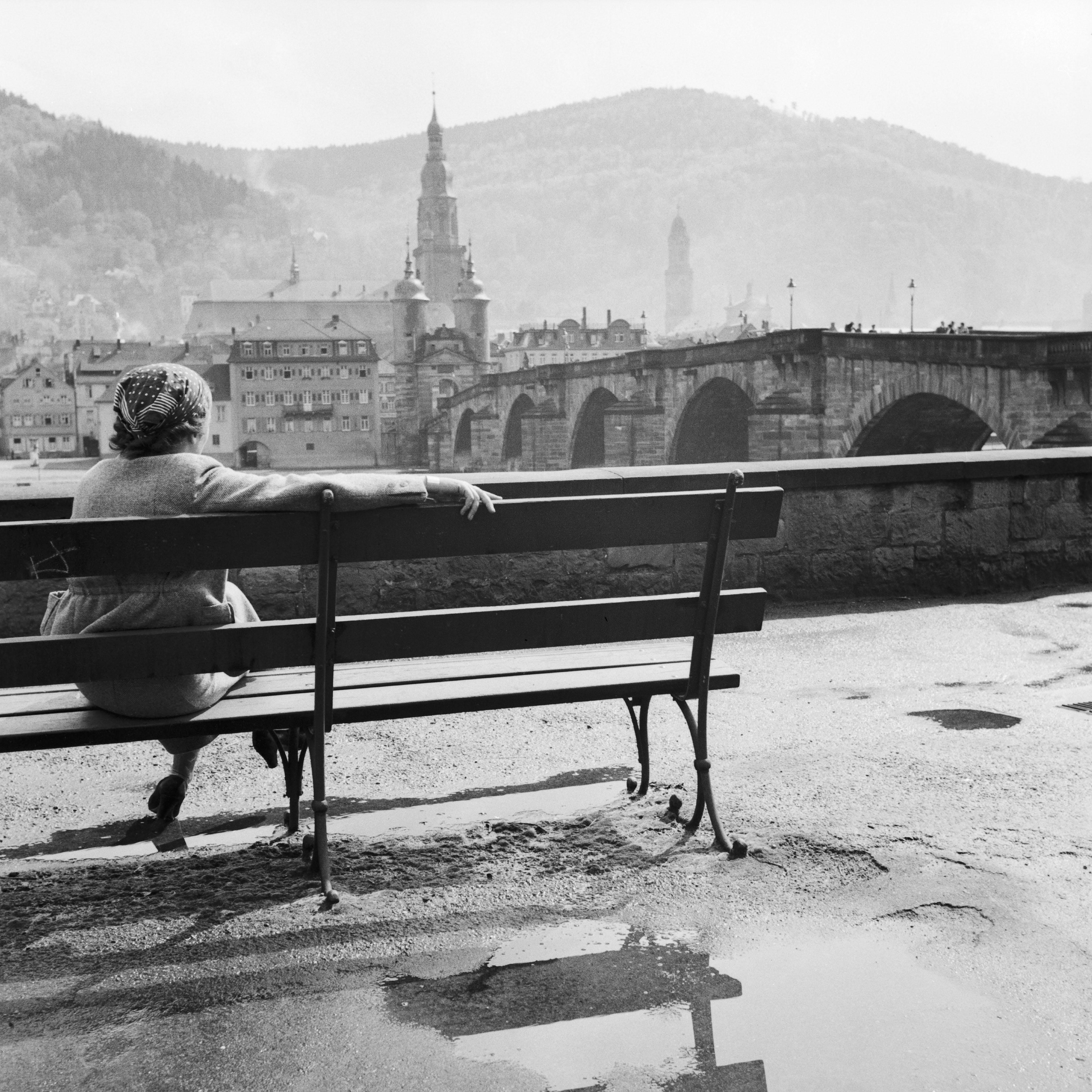 Karl Heinrich Lämmel Black and White Photograph - Woman sitting at Neckar on bench Heidelberg, Germany 1936, Printed Later 