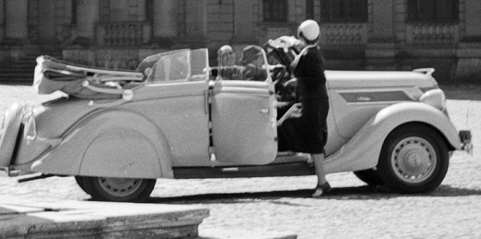Würzburg, Germania 1935, stampato successivamente - Photograph Moderno di Karl Heinrich Lämmel