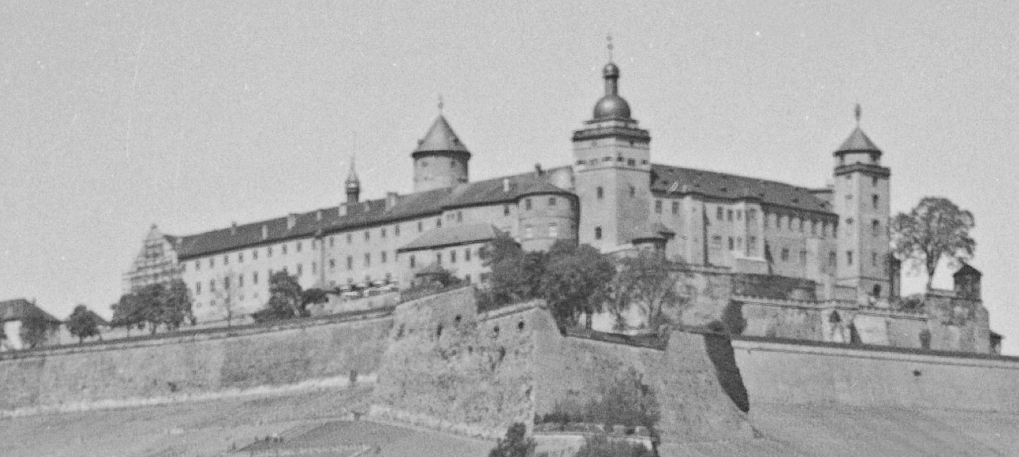 Würzburg, Germany 1935, Printed Later - Gray Black and White Photograph by Karl Heinrich Lämmel