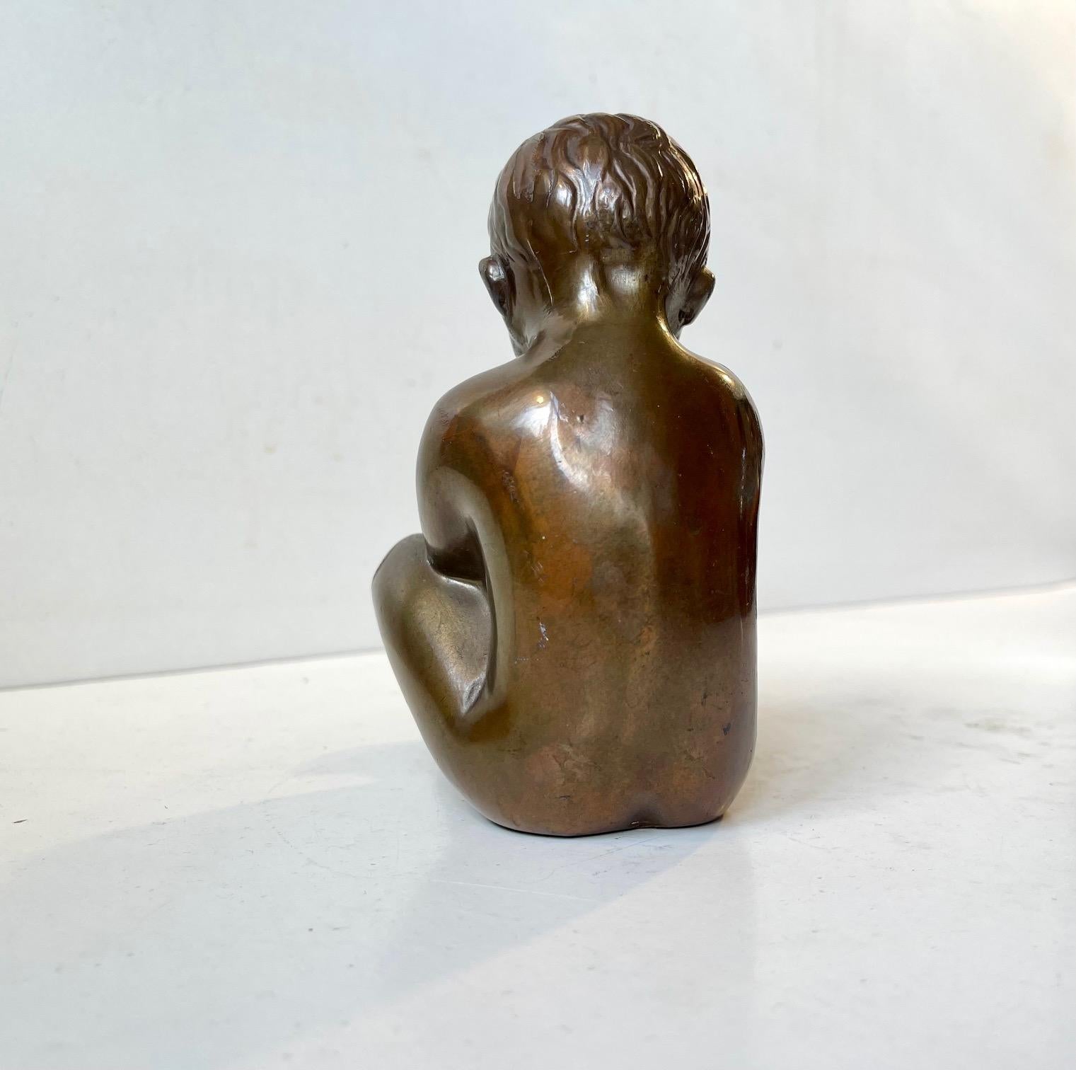 Karl Josef Hoffman Bronze Sculpture Baby Boy and Fish in Embrace, 1950s In Good Condition For Sale In Esbjerg, DK