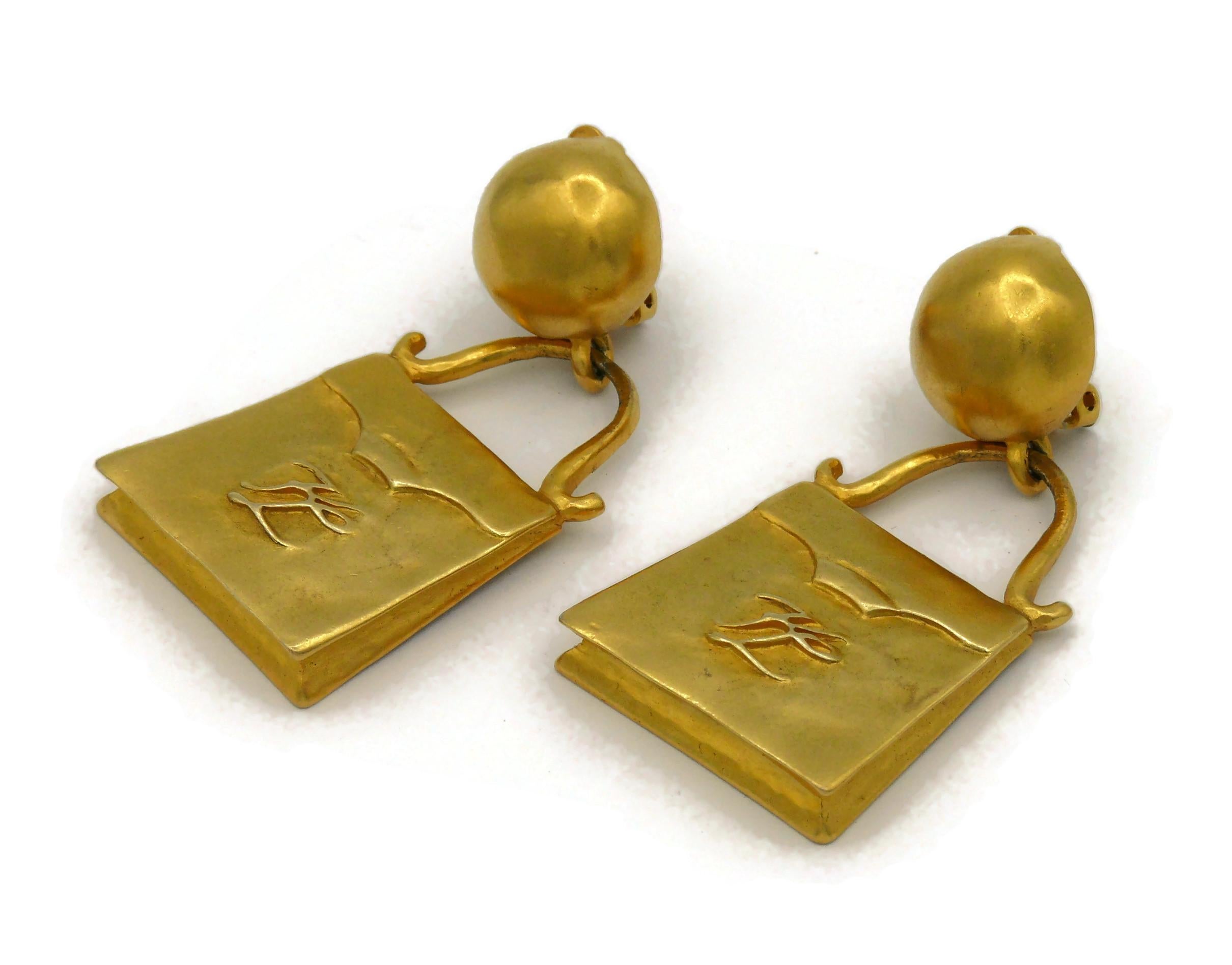 KARL LAGEFERLD Vintage Gold Tone Bag Novelty Dangling Earrings For Sale 1