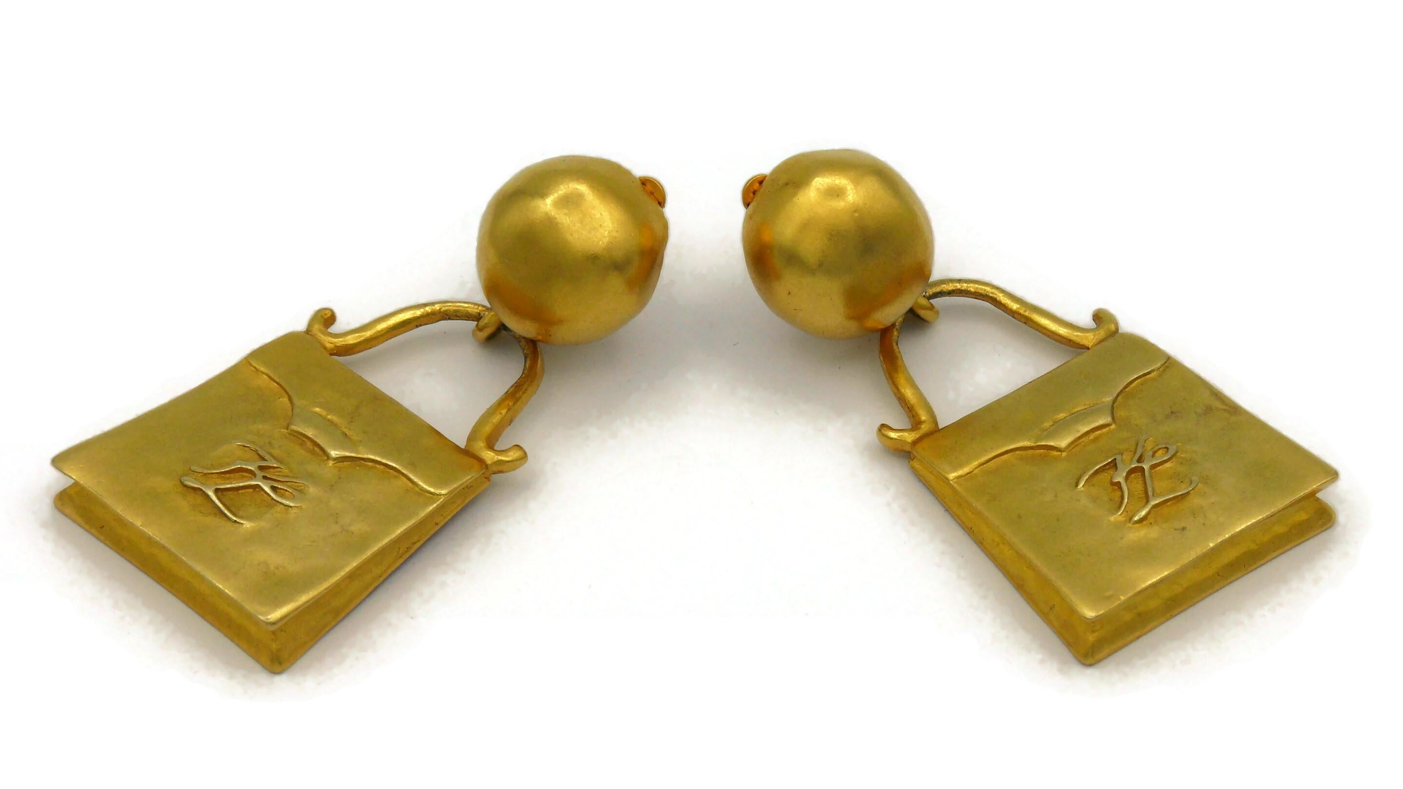 KARL LAGEFERLD Vintage Gold Tone Bag Novelty Dangling Earrings For Sale 2