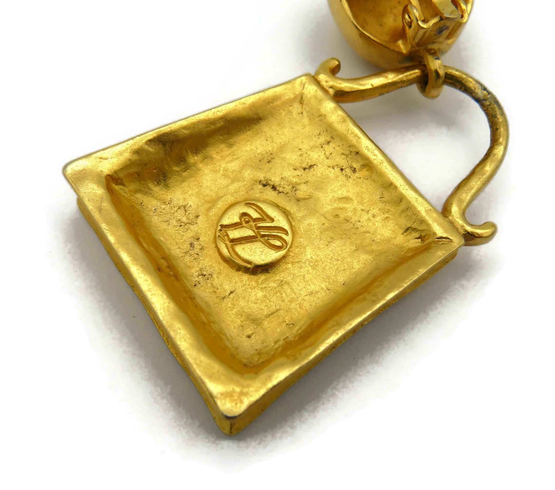 KARL LAGEFERLD Vintage Gold Tone Bag Novelty Dangling Earrings For Sale 4