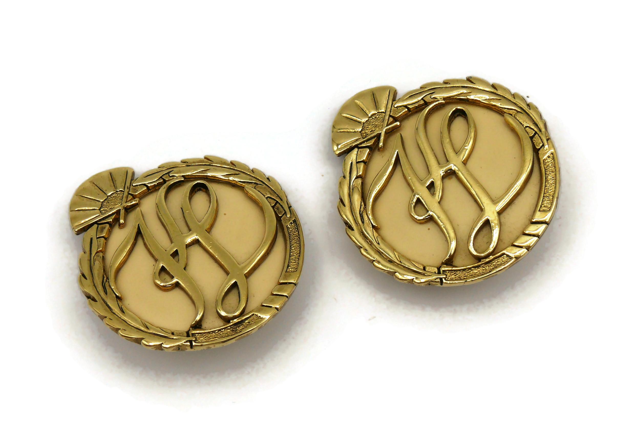KARL LAGEFERLD Vintage Iconic Logo Clip-On Earrings In Good Condition For Sale In Nice, FR