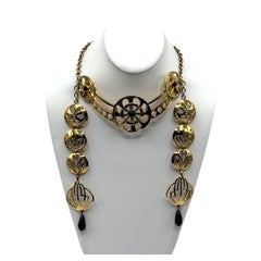 Collier Karl Lagerfeld des années 1980 avec col de style Liberty doré