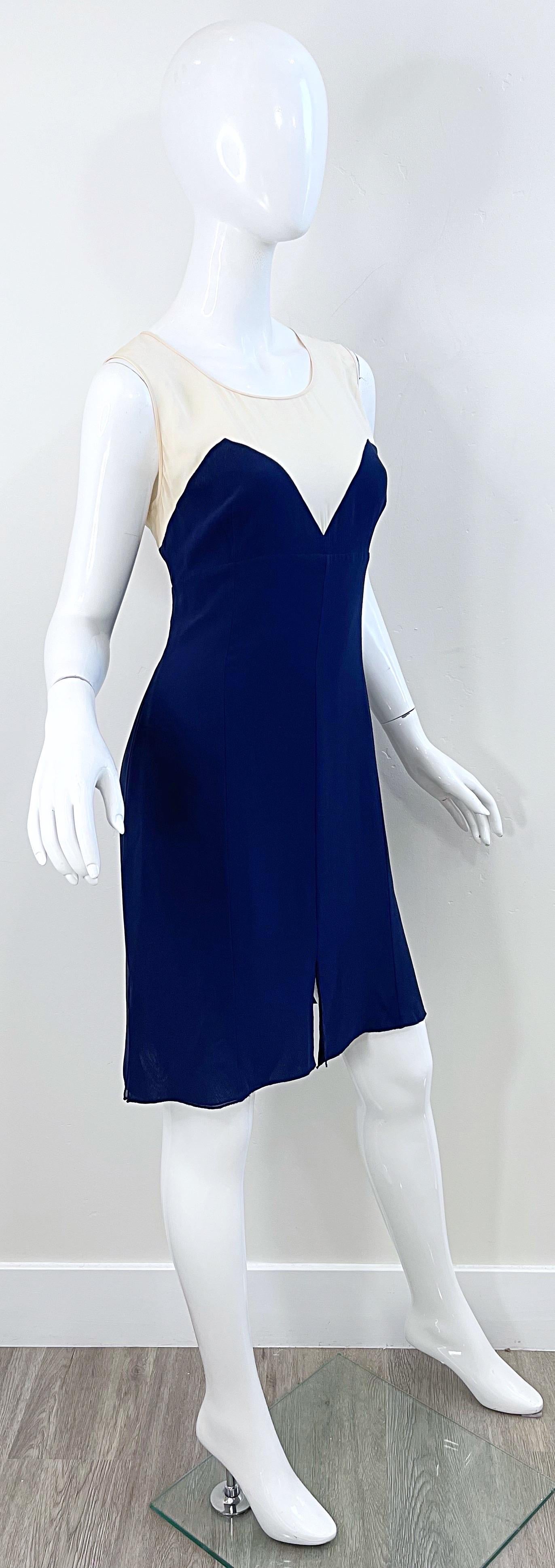 Karl Lagerfeld 1980s Size 44 / US 10 Navy Blue Silk Chiffon Vintage 80s Dress For Sale 3