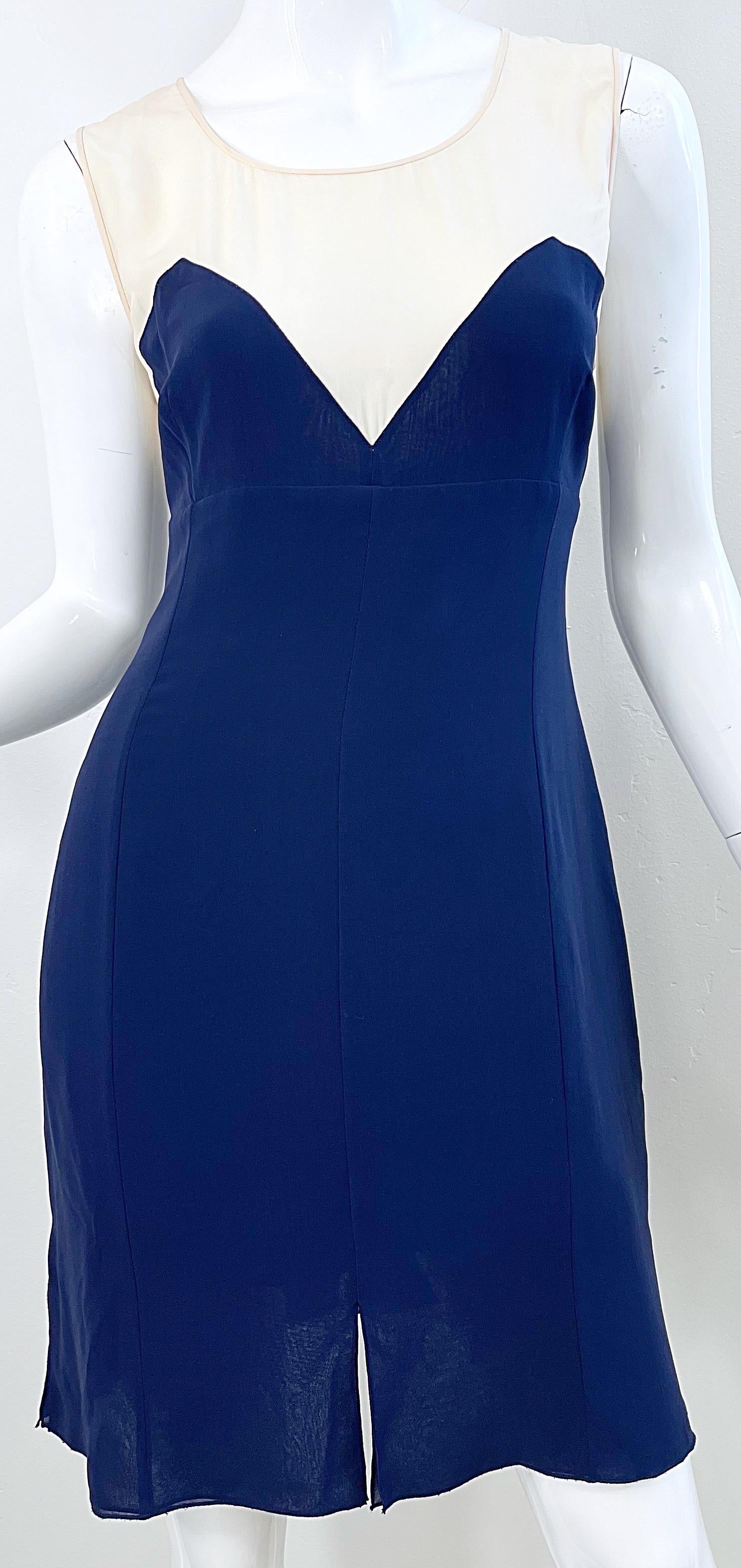 Karl Lagerfeld 1980s Size 44 / US 10 Navy Blue Silk Chiffon Vintage 80s Dress For Sale 2